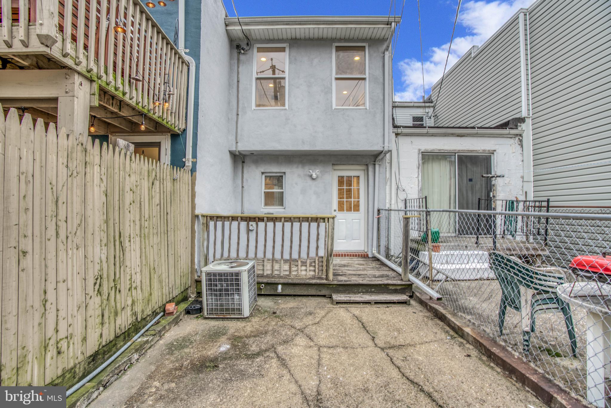 FEDERAL HILL HISTORIC DISTRICT - Residential Lease