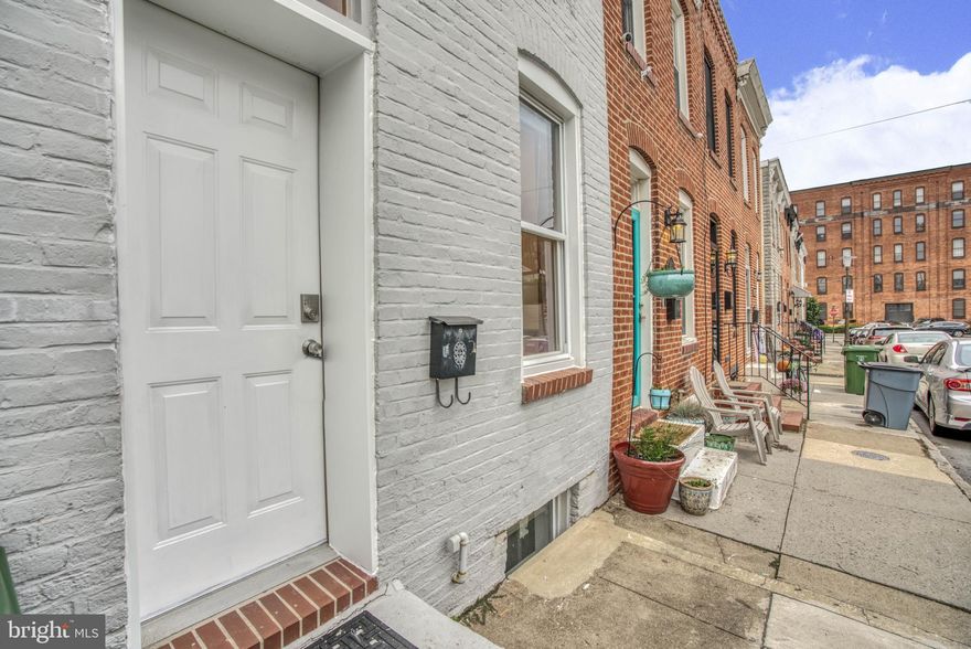 Partially renovated home in South Baltimore walking distance to restaurants and on a quiet street.  Home has wood floors throughout, plenty of storage space, newly updated bathrooms. $40 credit app and $60 application fee.