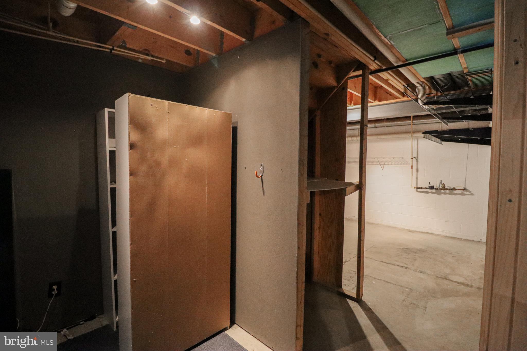 KENDALE HEIGHTS - Residential