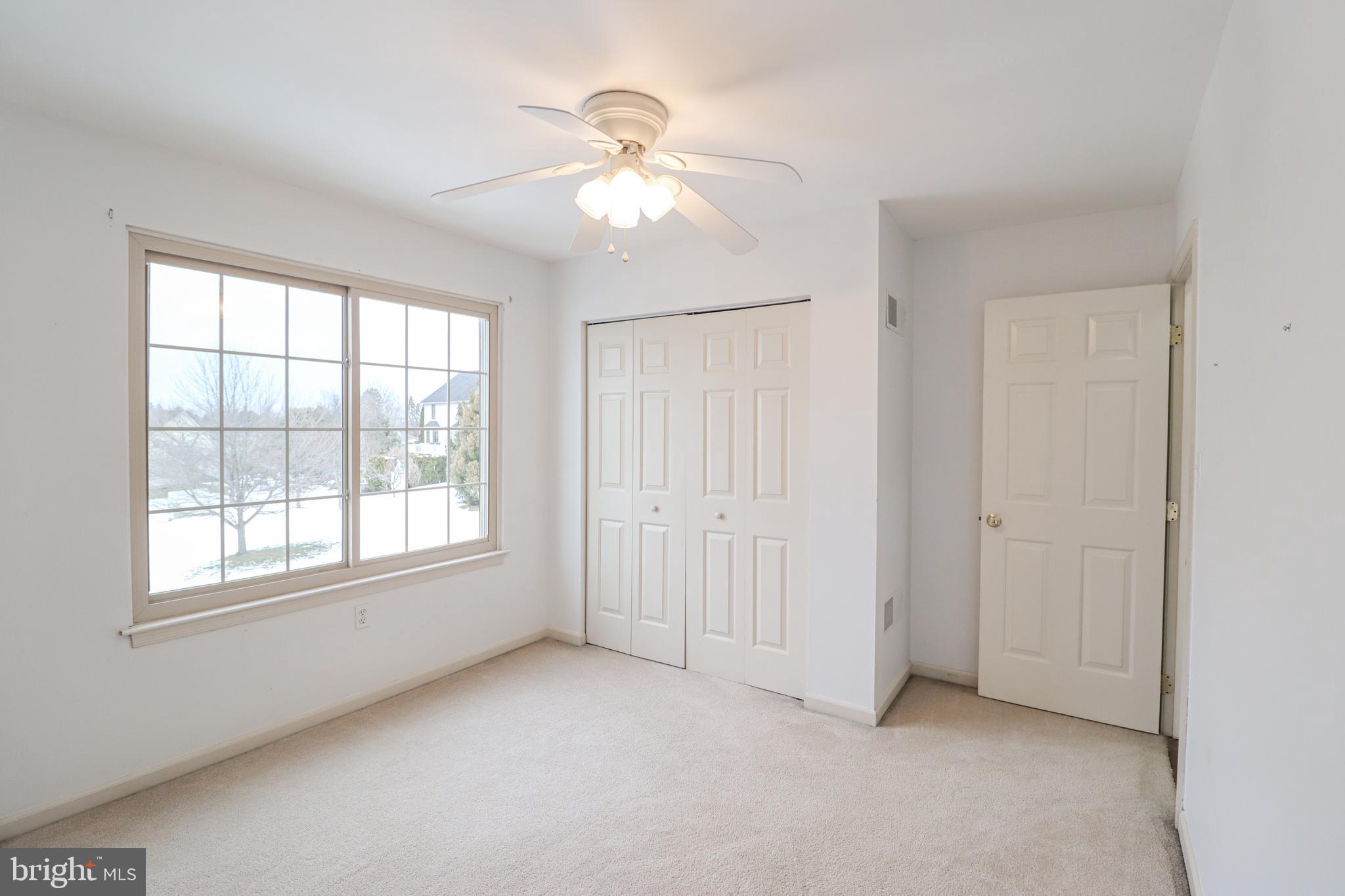 KENDALE HEIGHTS - Residential