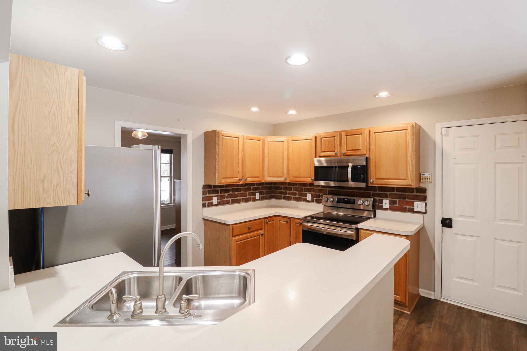 KENDALE HEIGHTS - Residential