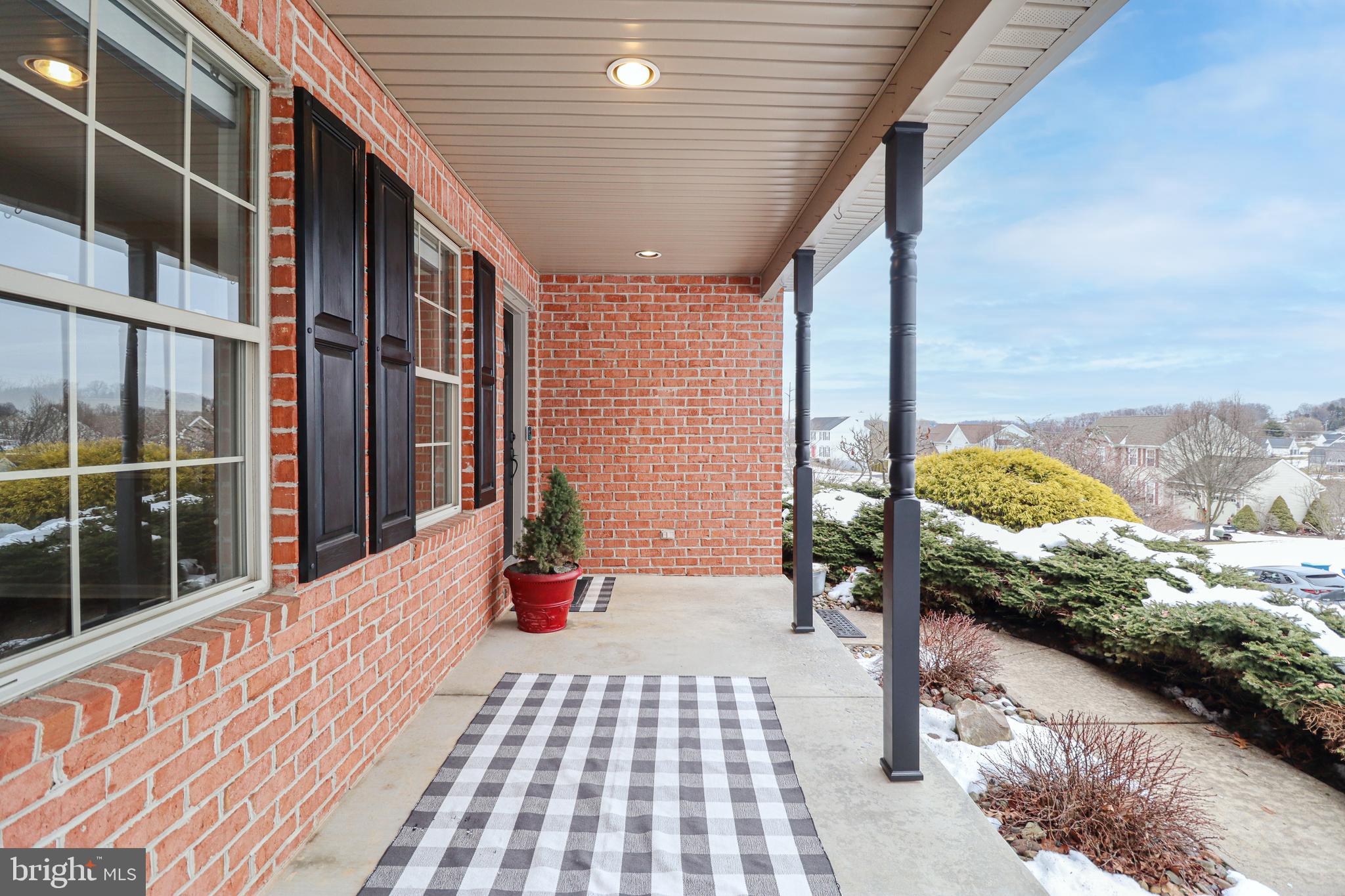 KENDALE HEIGHTS - Residential