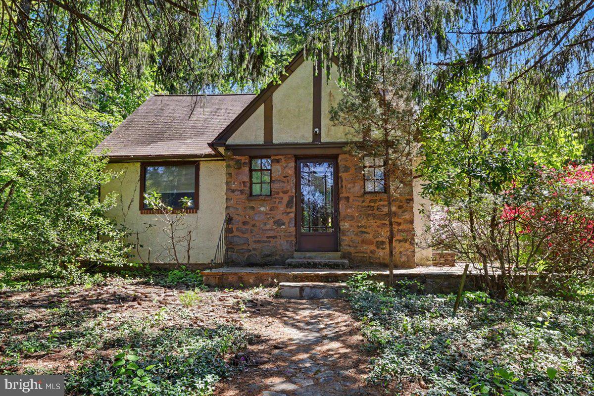 463 5TH STREET
