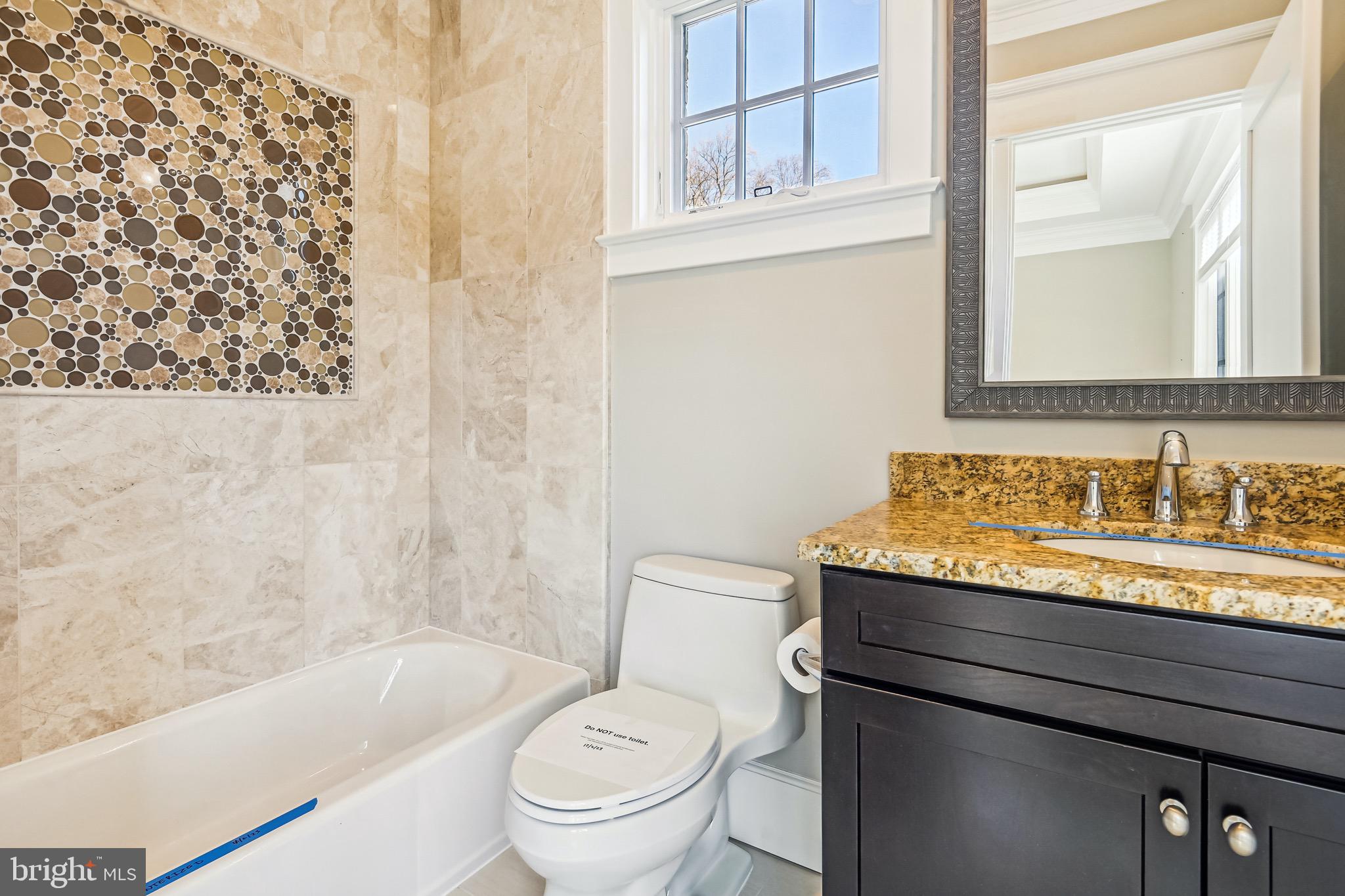 SALONA VILLAGE - Residential