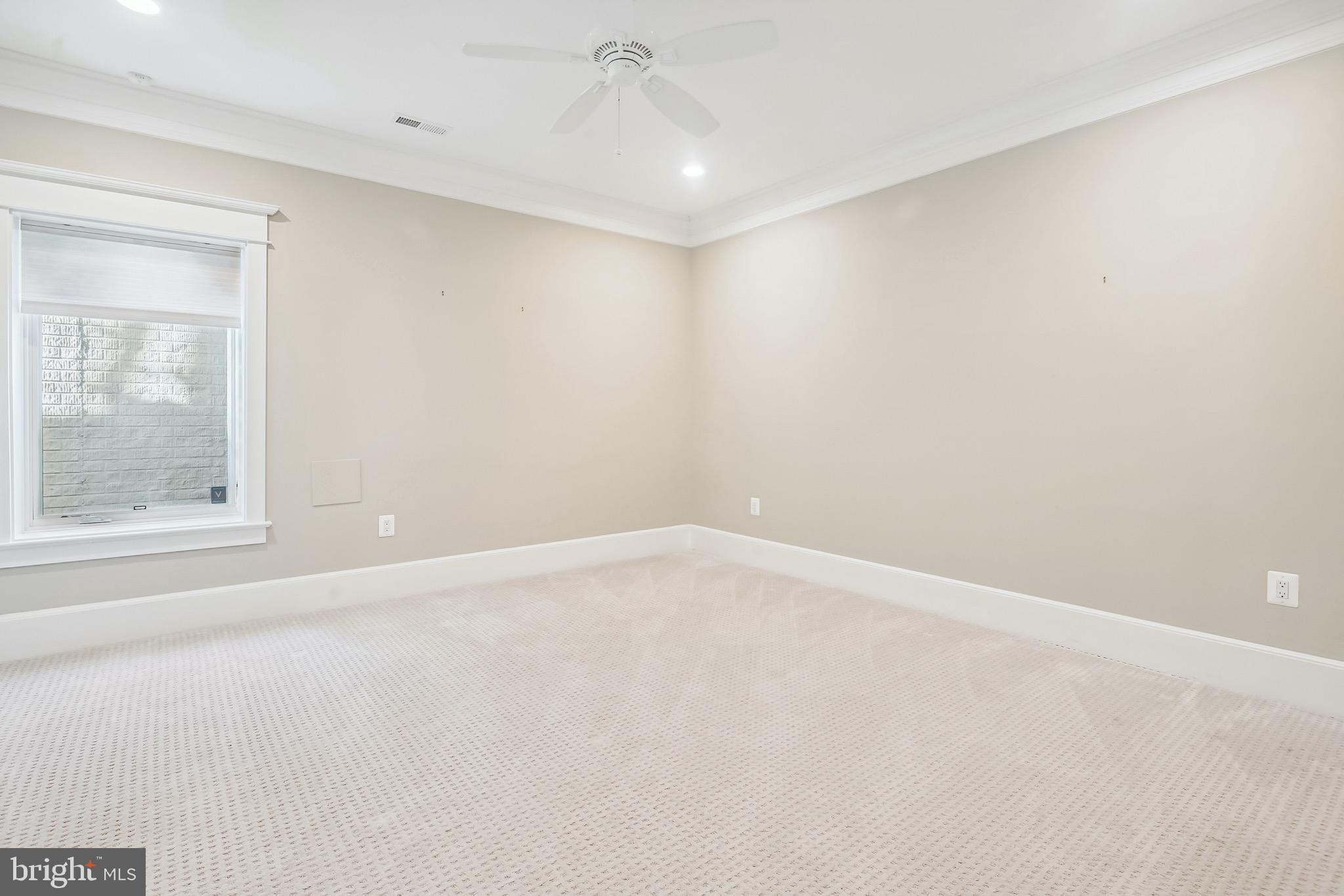 SALONA VILLAGE - Residential