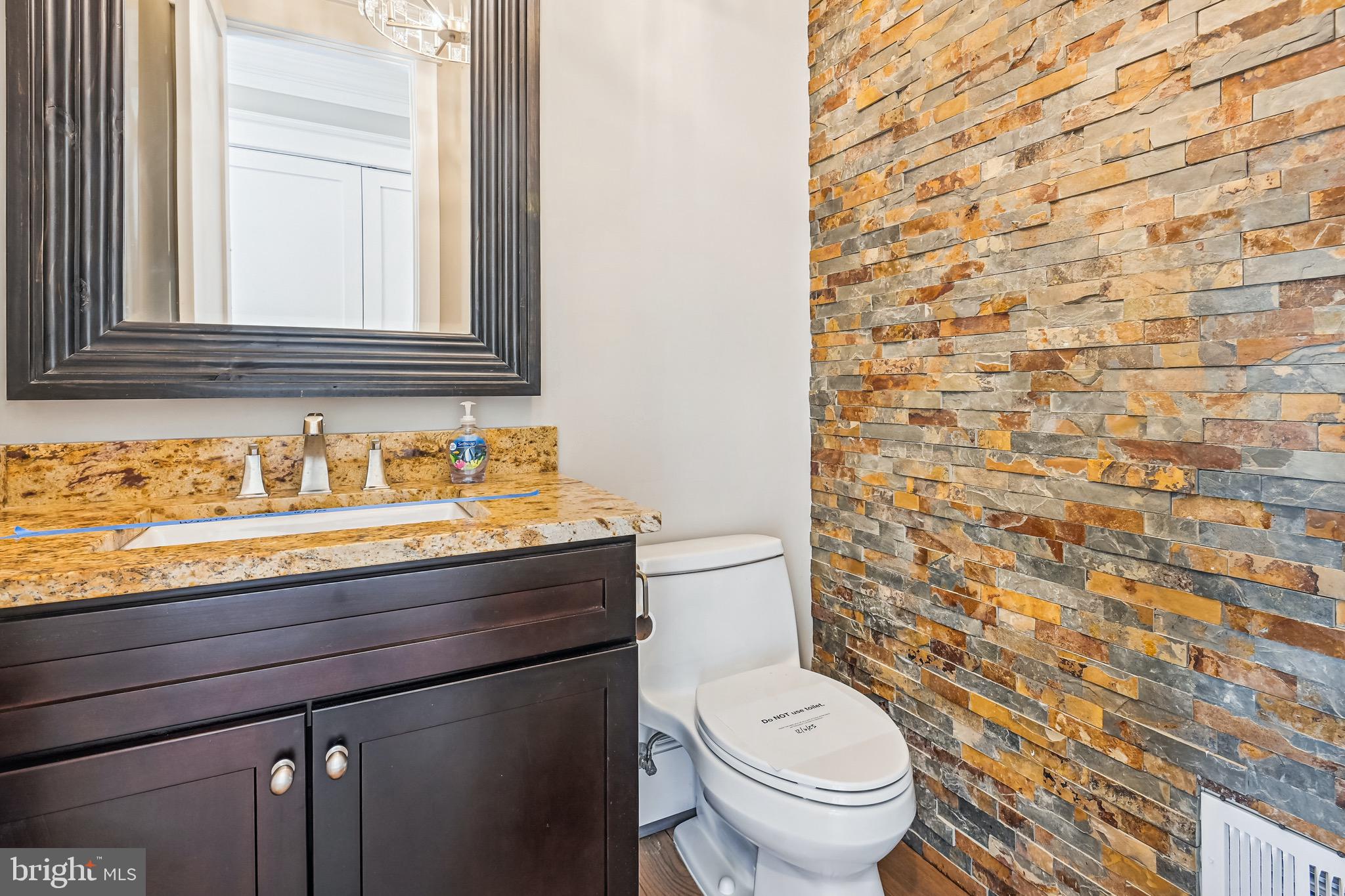 SALONA VILLAGE - Residential