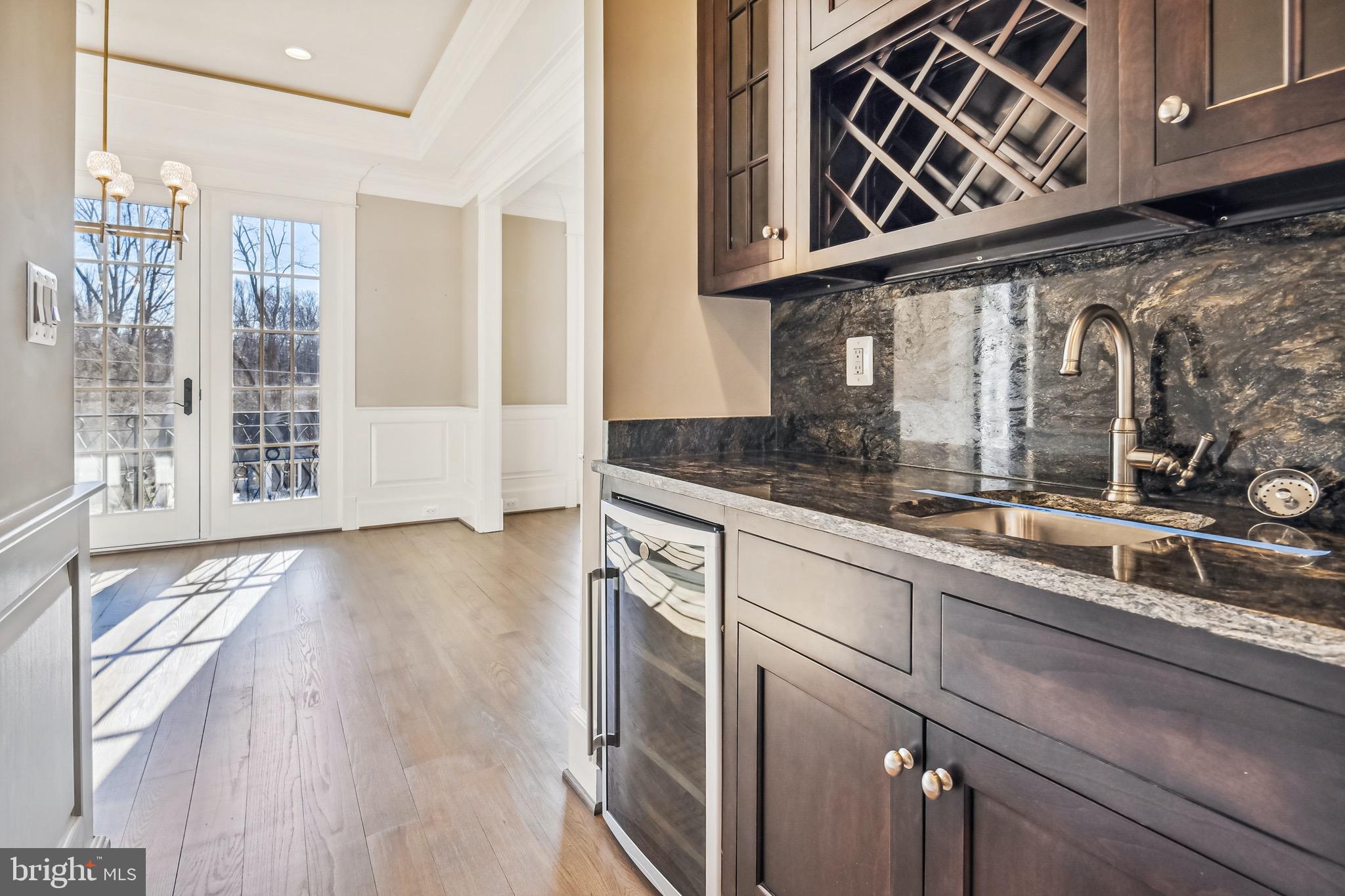 SALONA VILLAGE - Residential