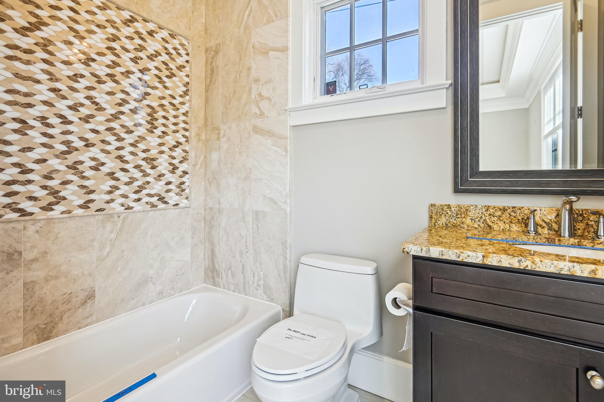 SALONA VILLAGE - Residential