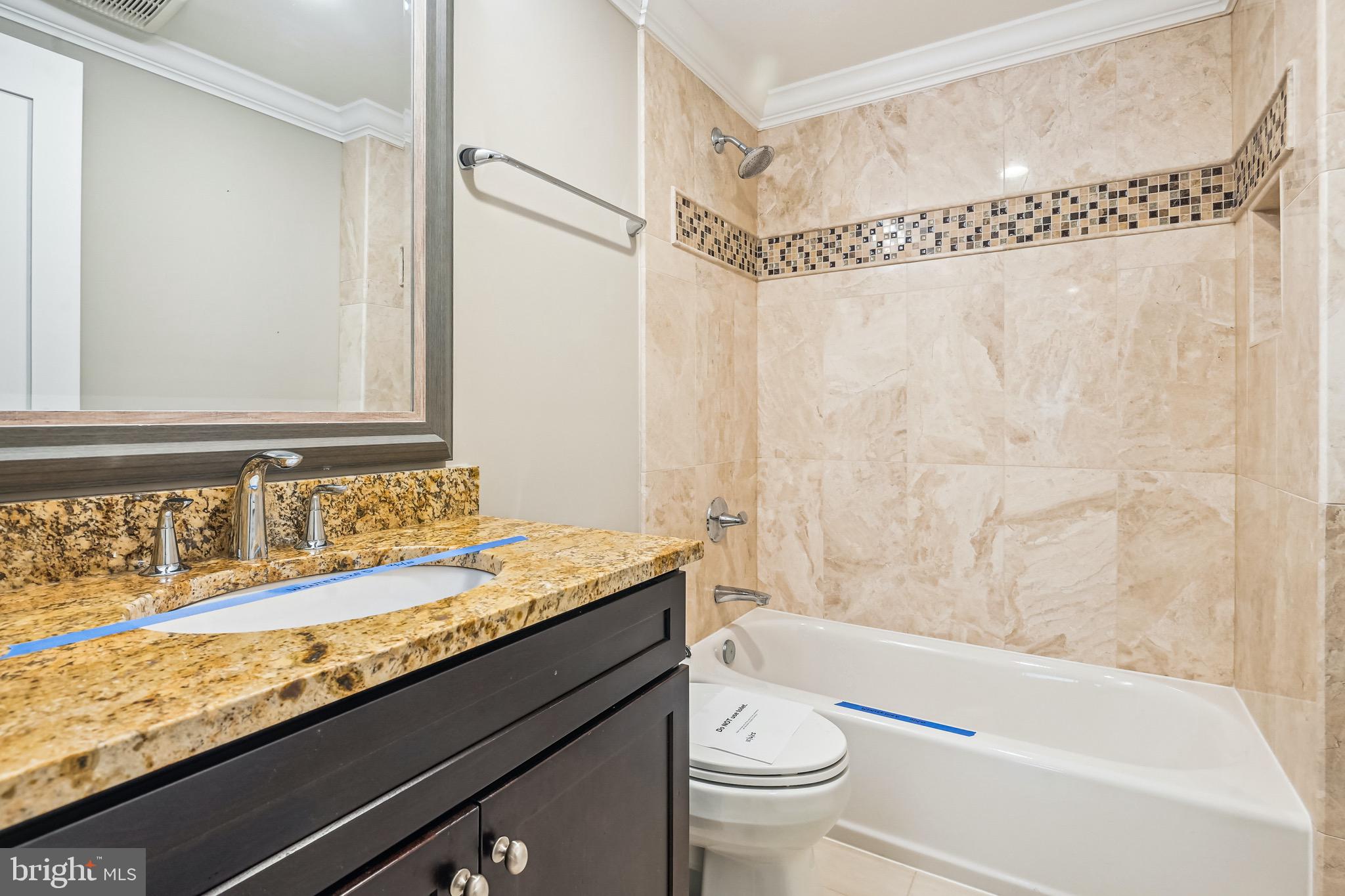 SALONA VILLAGE - Residential