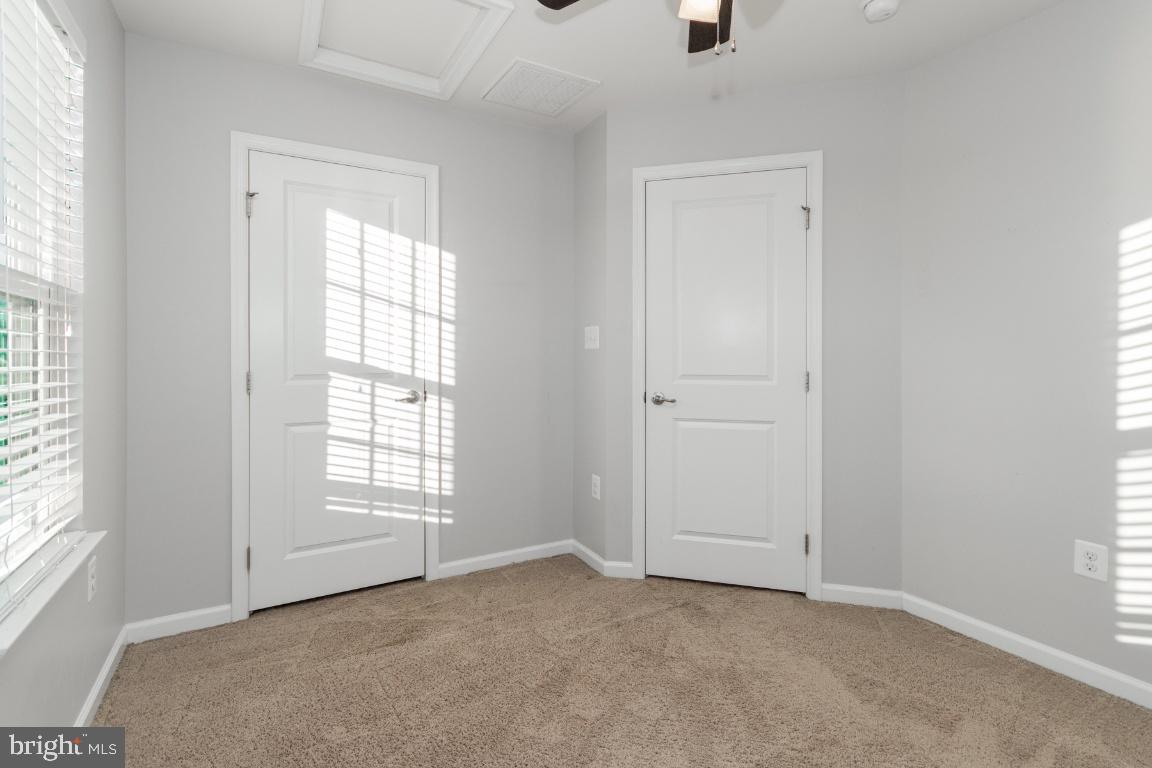 MINTBROOK - Residential