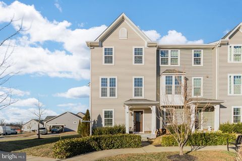 3009 REVERE STREET BEALETON VA 22712