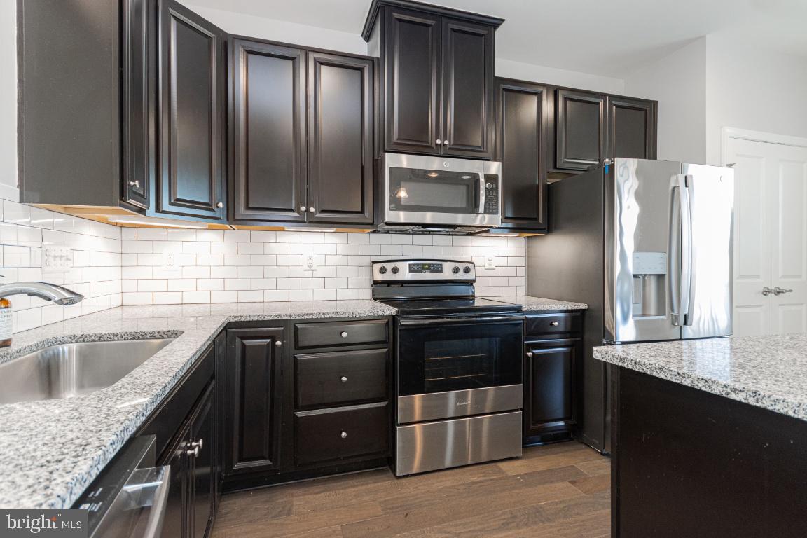 MINTBROOK - Residential