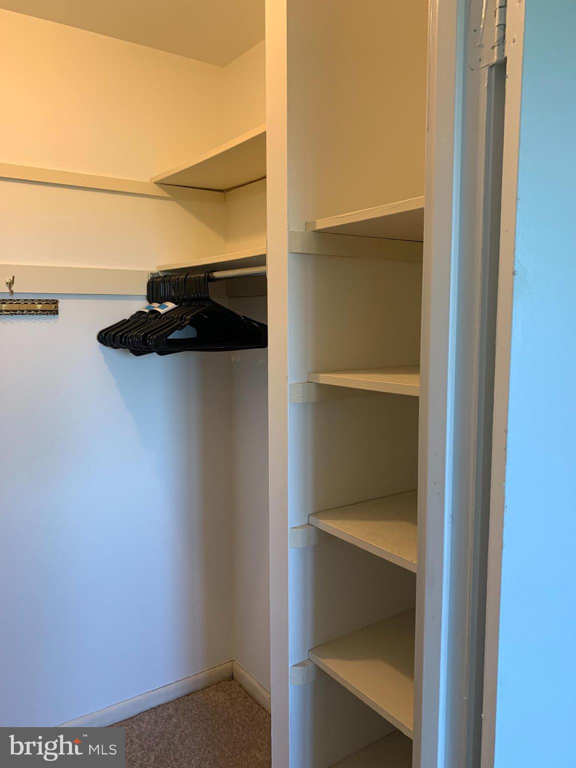 COLUMBIA TOWERS - Residential Lease