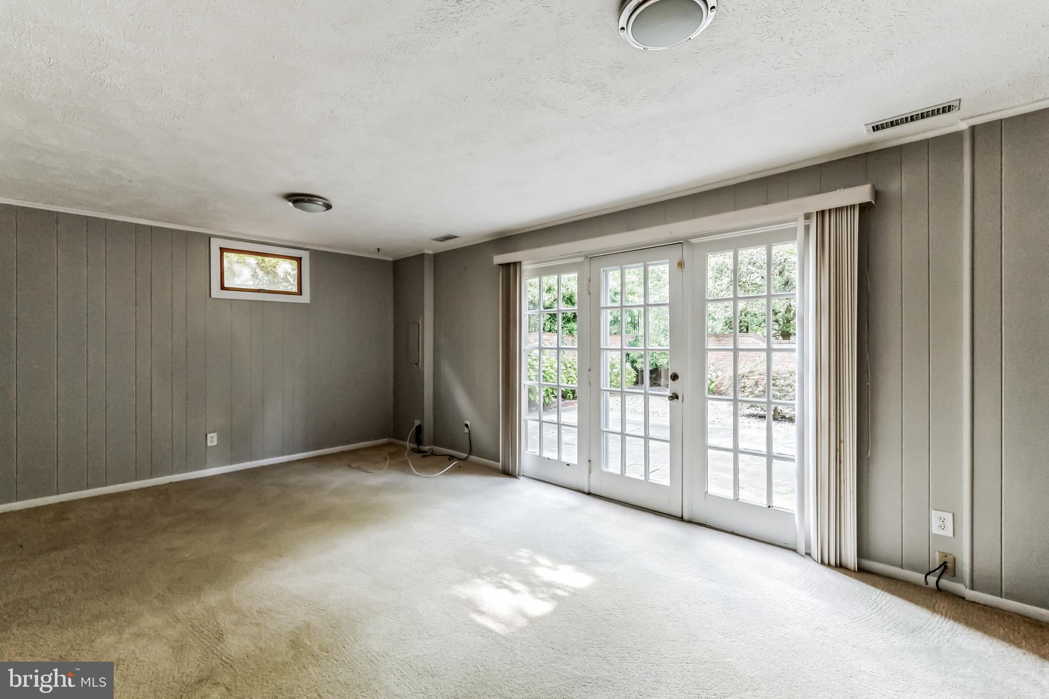 STONEHURST - Residential Lease