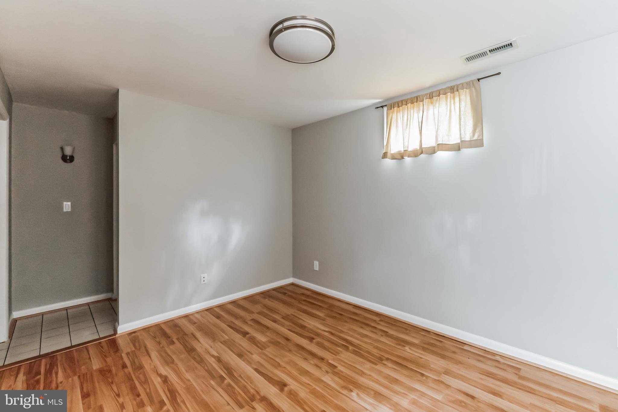 STONEHURST - Residential Lease