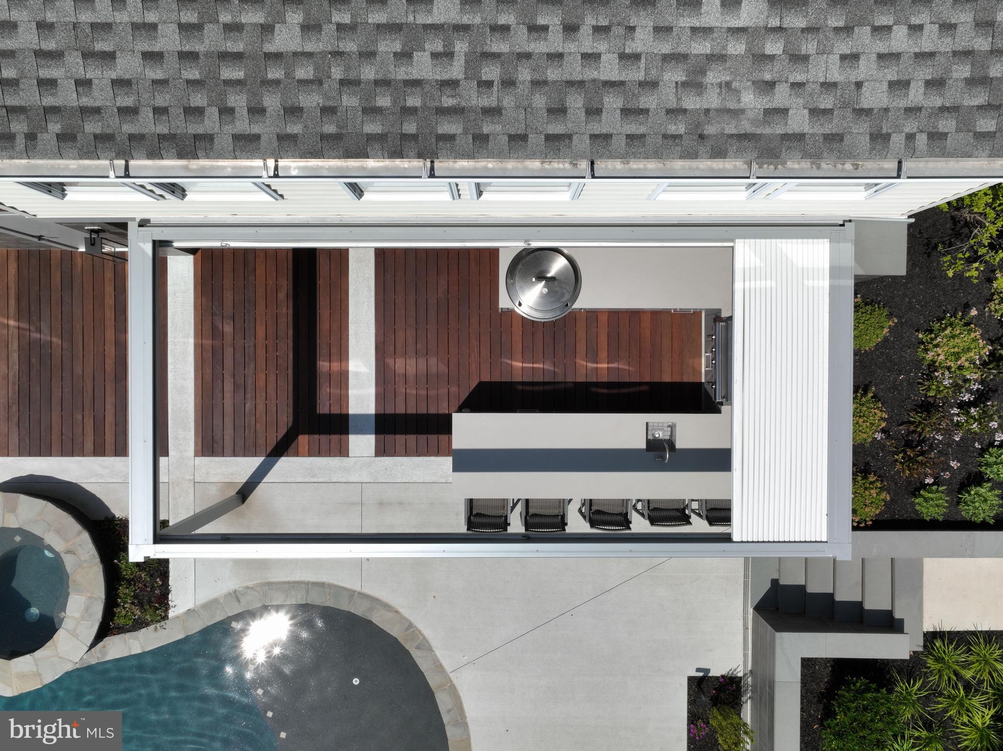 CROSS CREEK COMPASS POINTE - Residential