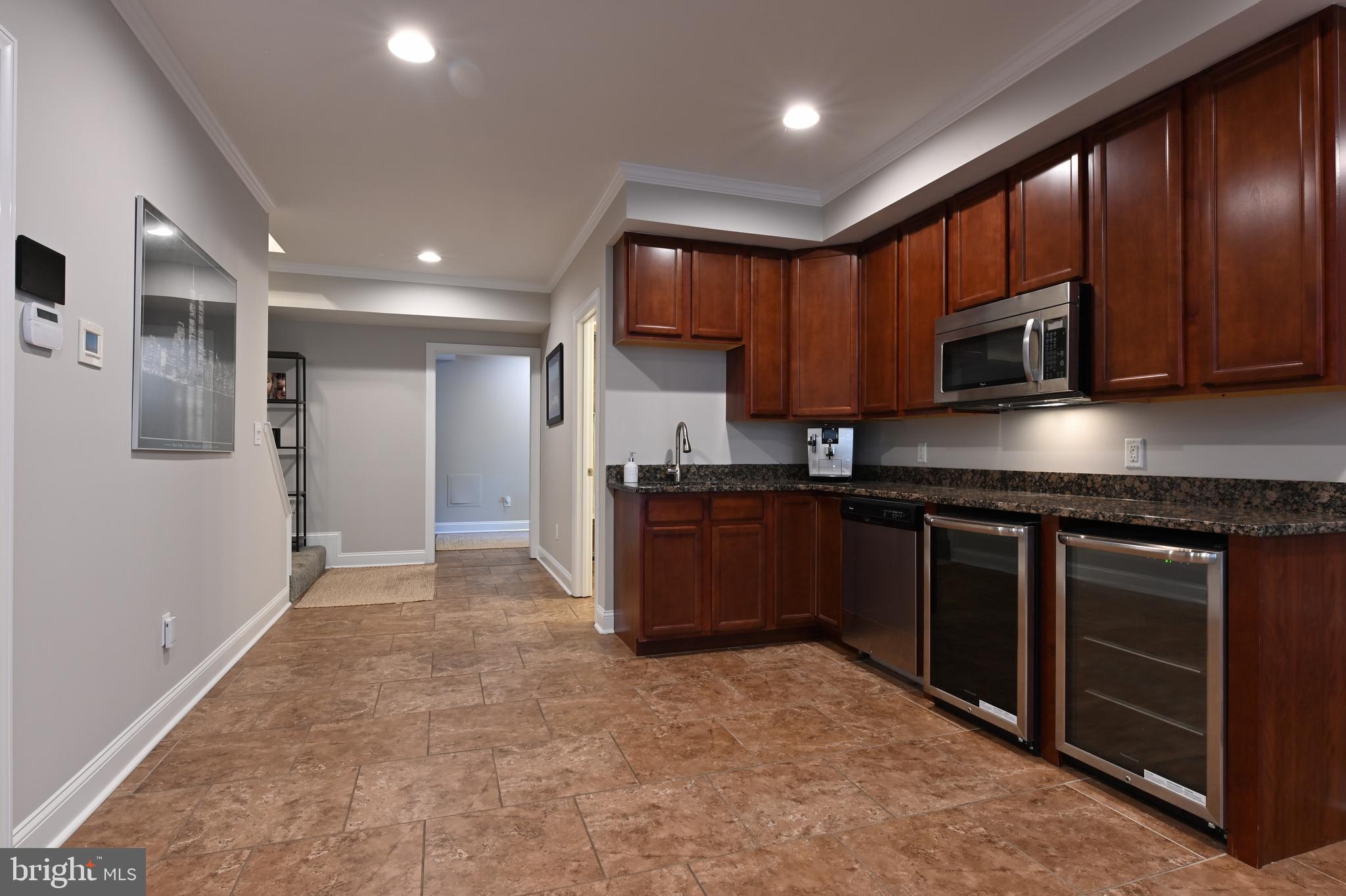 CROSS CREEK COMPASS POINTE - Residential