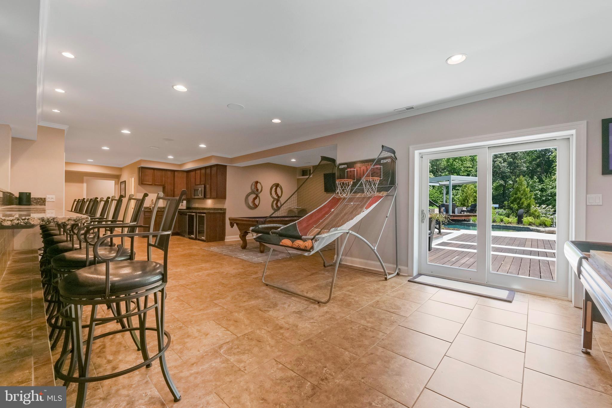CROSS CREEK COMPASS POINTE - Residential