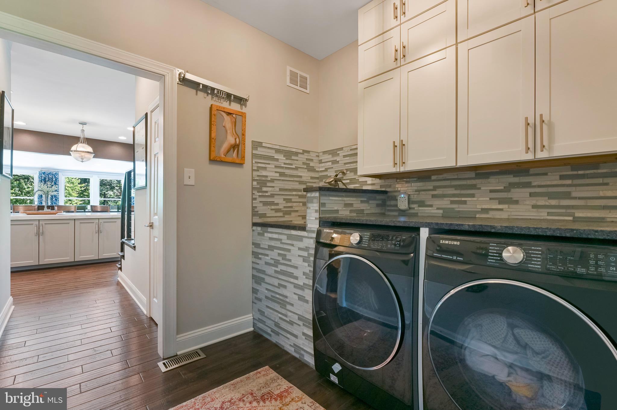 CROSS CREEK COMPASS POINTE - Residential