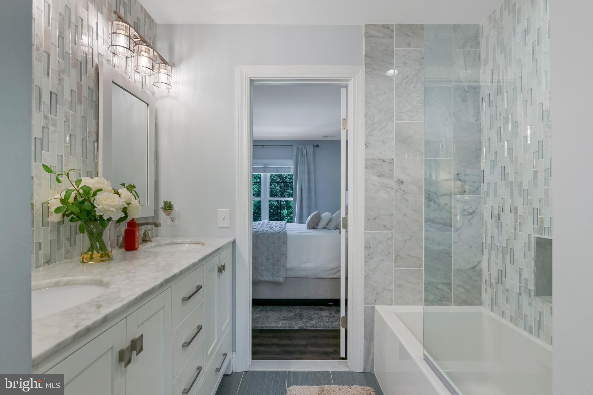 CROSS CREEK COMPASS POINTE - Residential