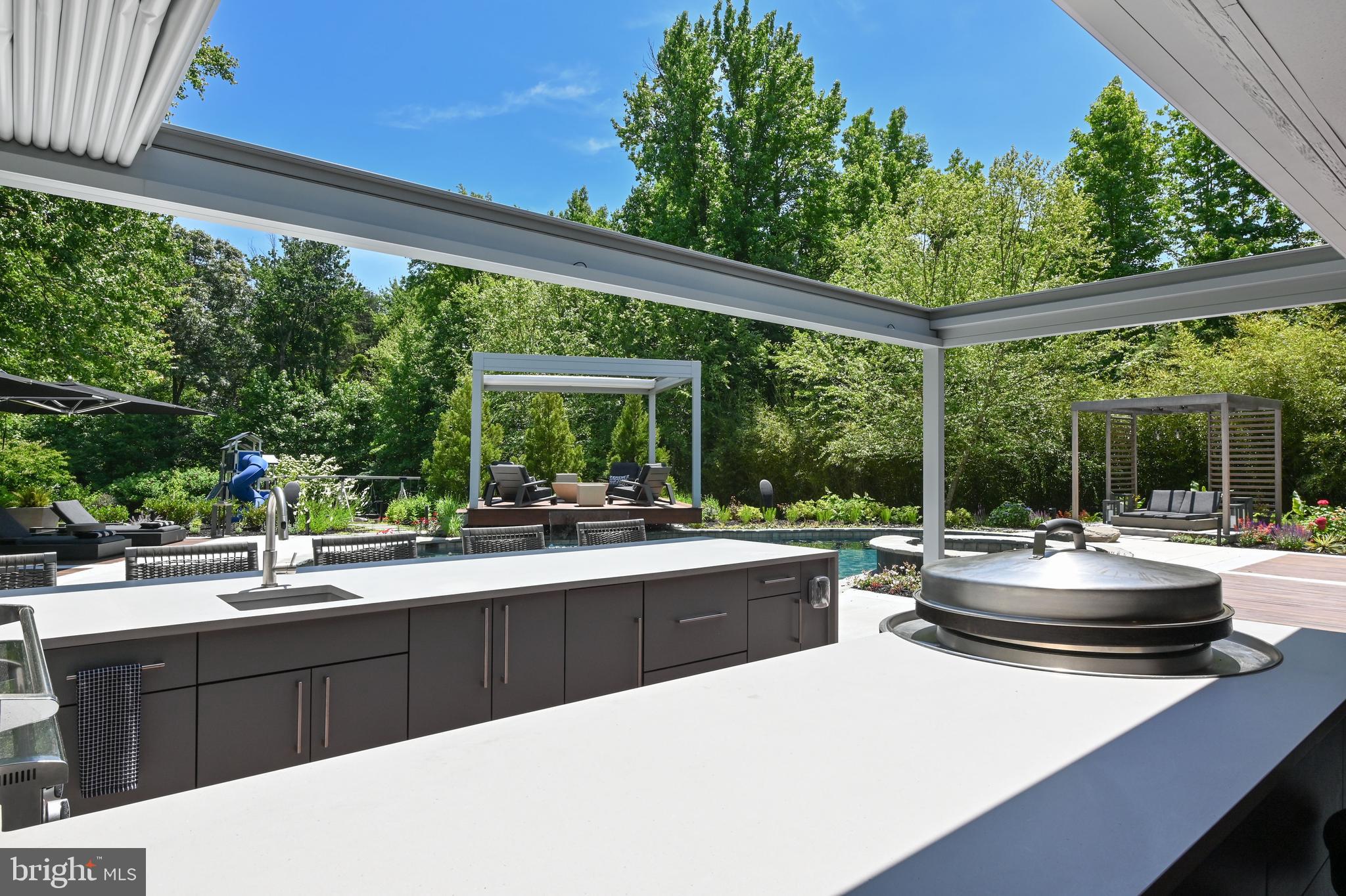 CROSS CREEK COMPASS POINTE - Residential