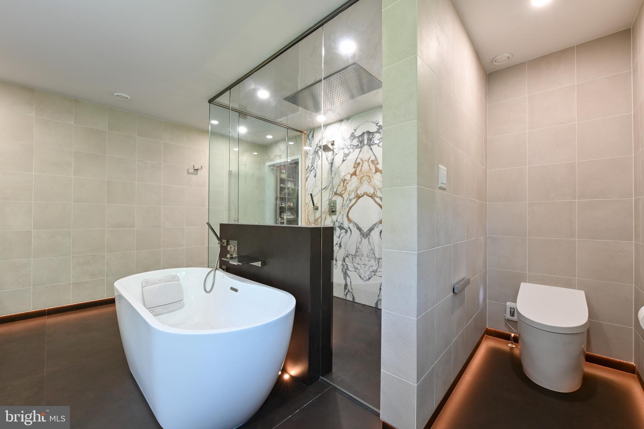 CROSS CREEK COMPASS POINTE - Residential