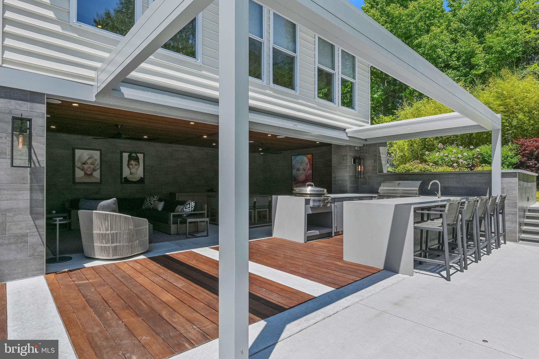 CROSS CREEK COMPASS POINTE - Residential