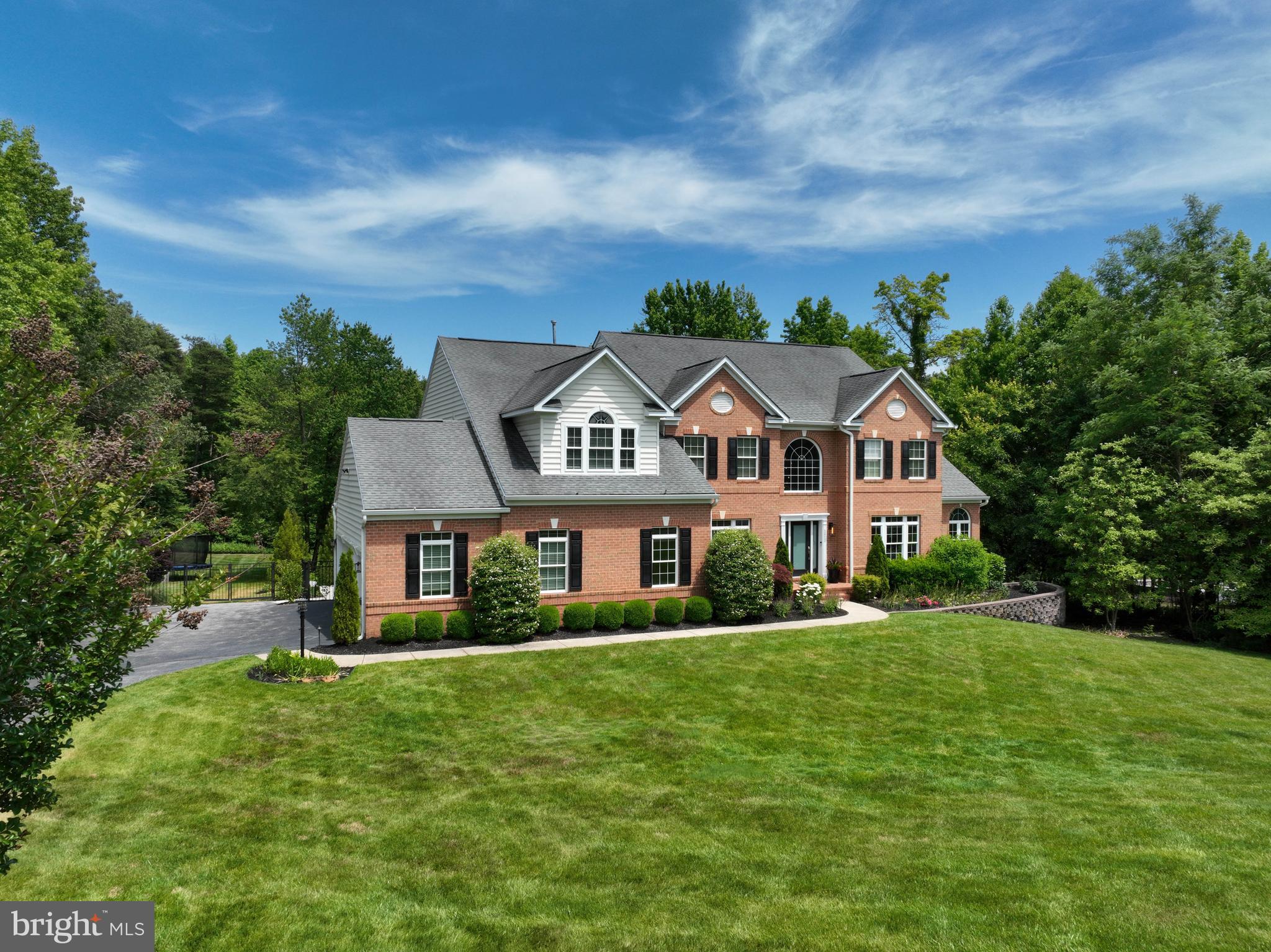 CROSS CREEK COMPASS POINTE - Residential