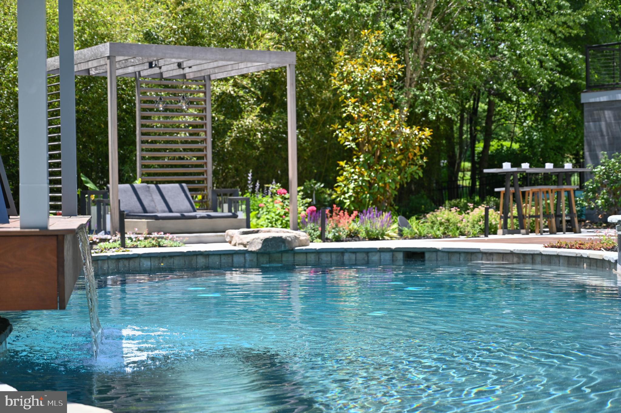 CROSS CREEK COMPASS POINTE - Residential