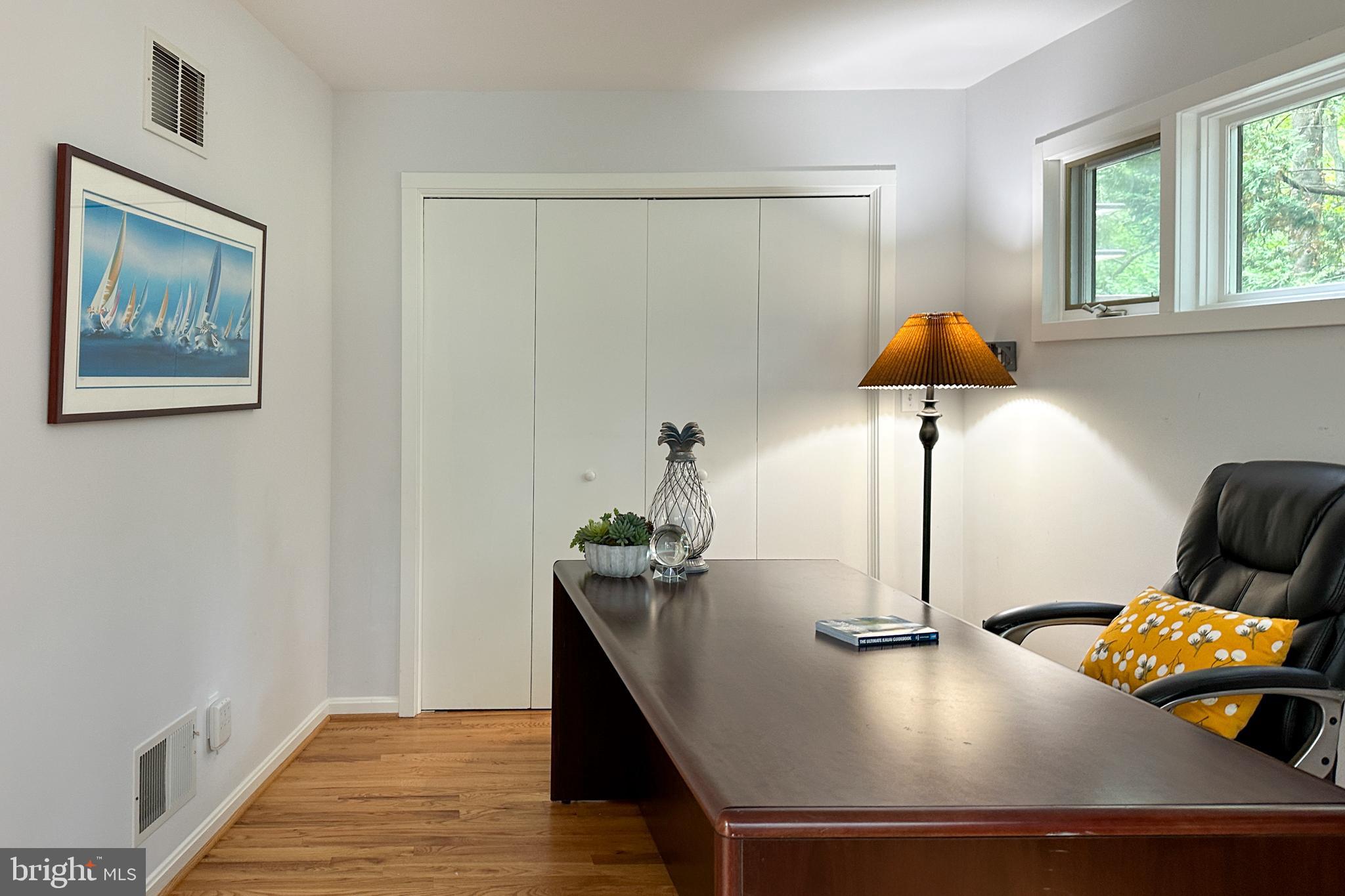 ANNAPOLIS COVE - Residential