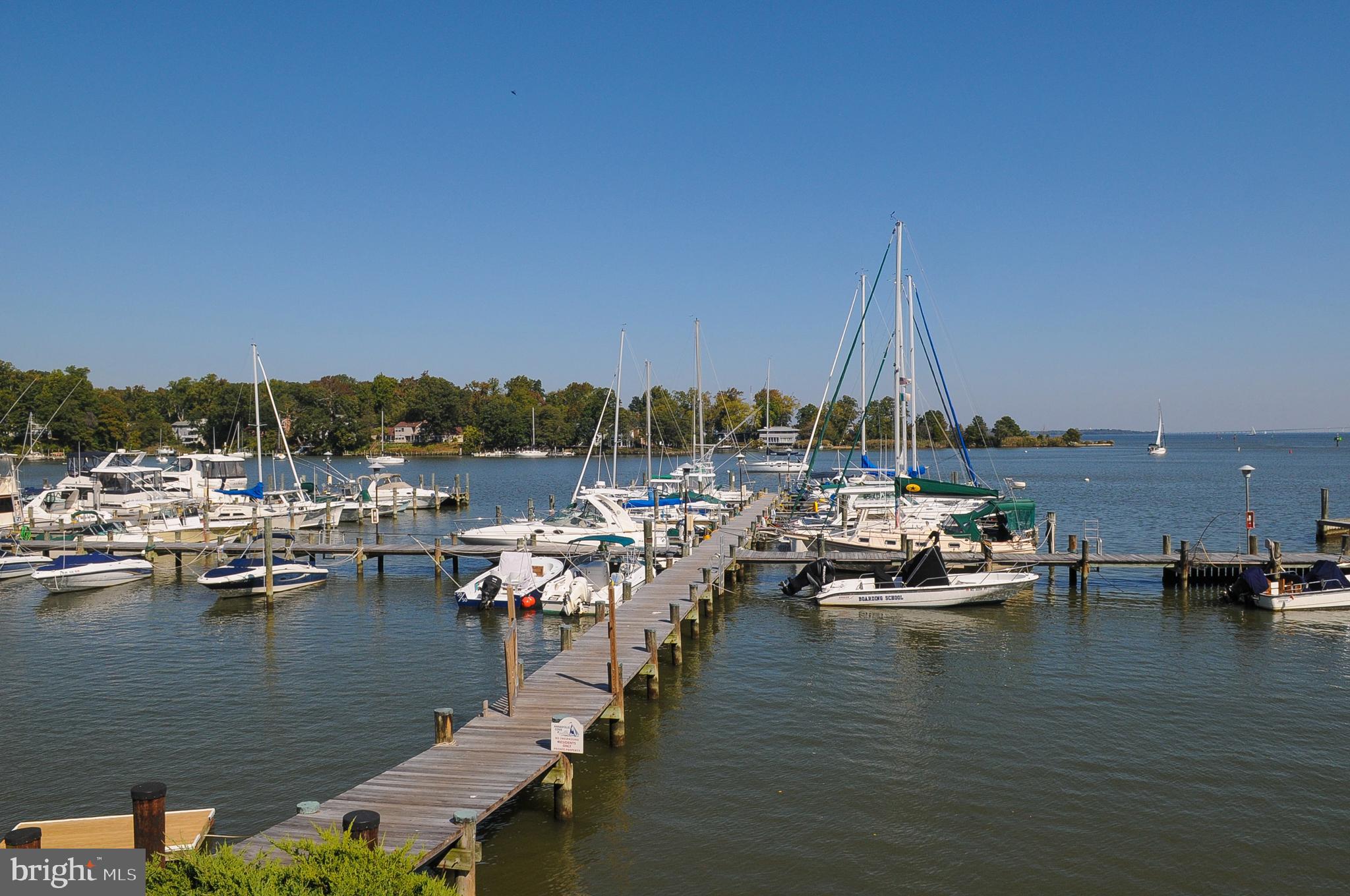 ANNAPOLIS COVE - Residential