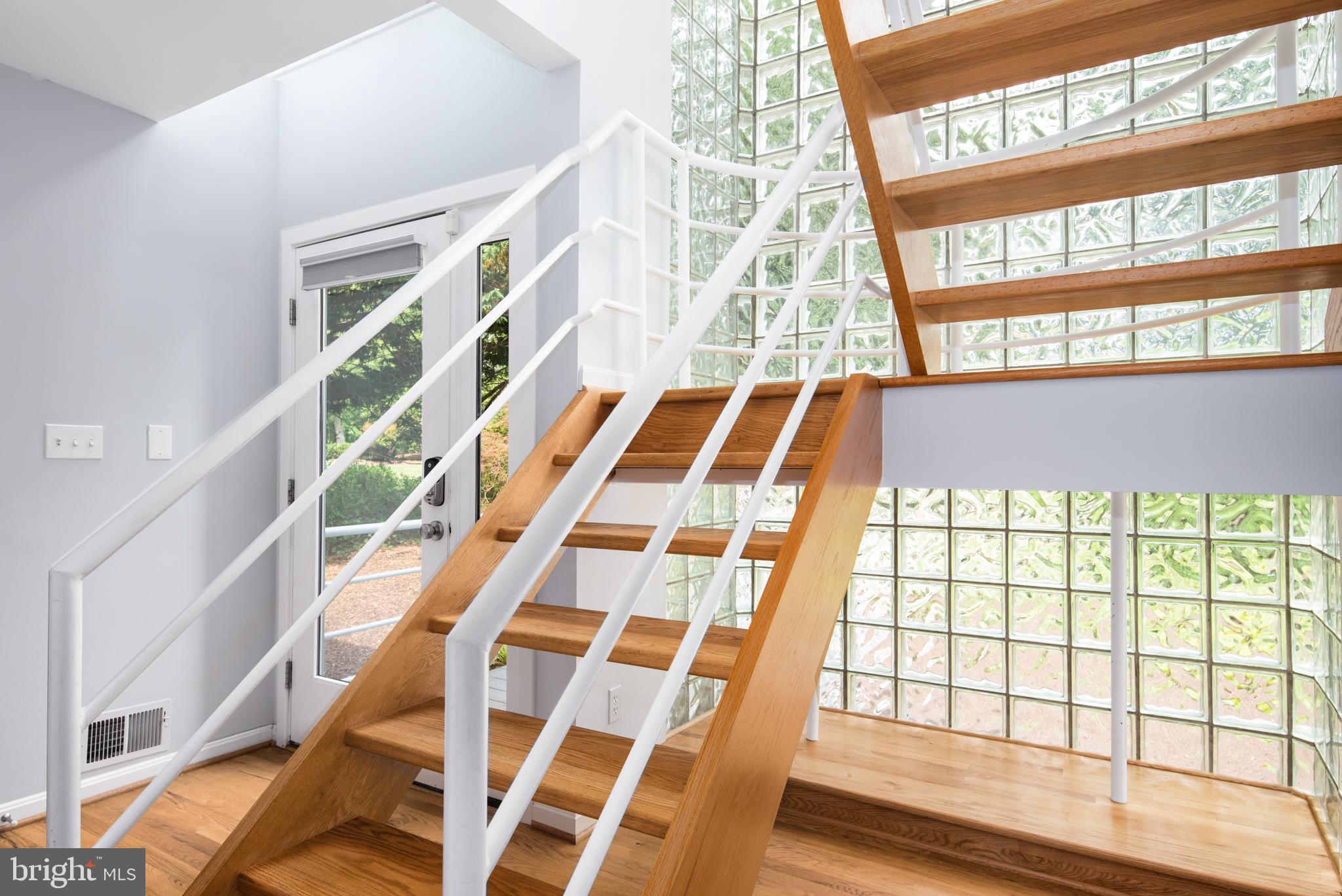 ANNAPOLIS COVE - Residential