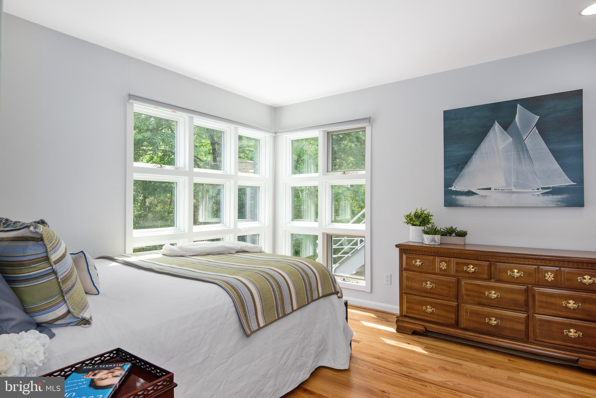 ANNAPOLIS COVE - Residential