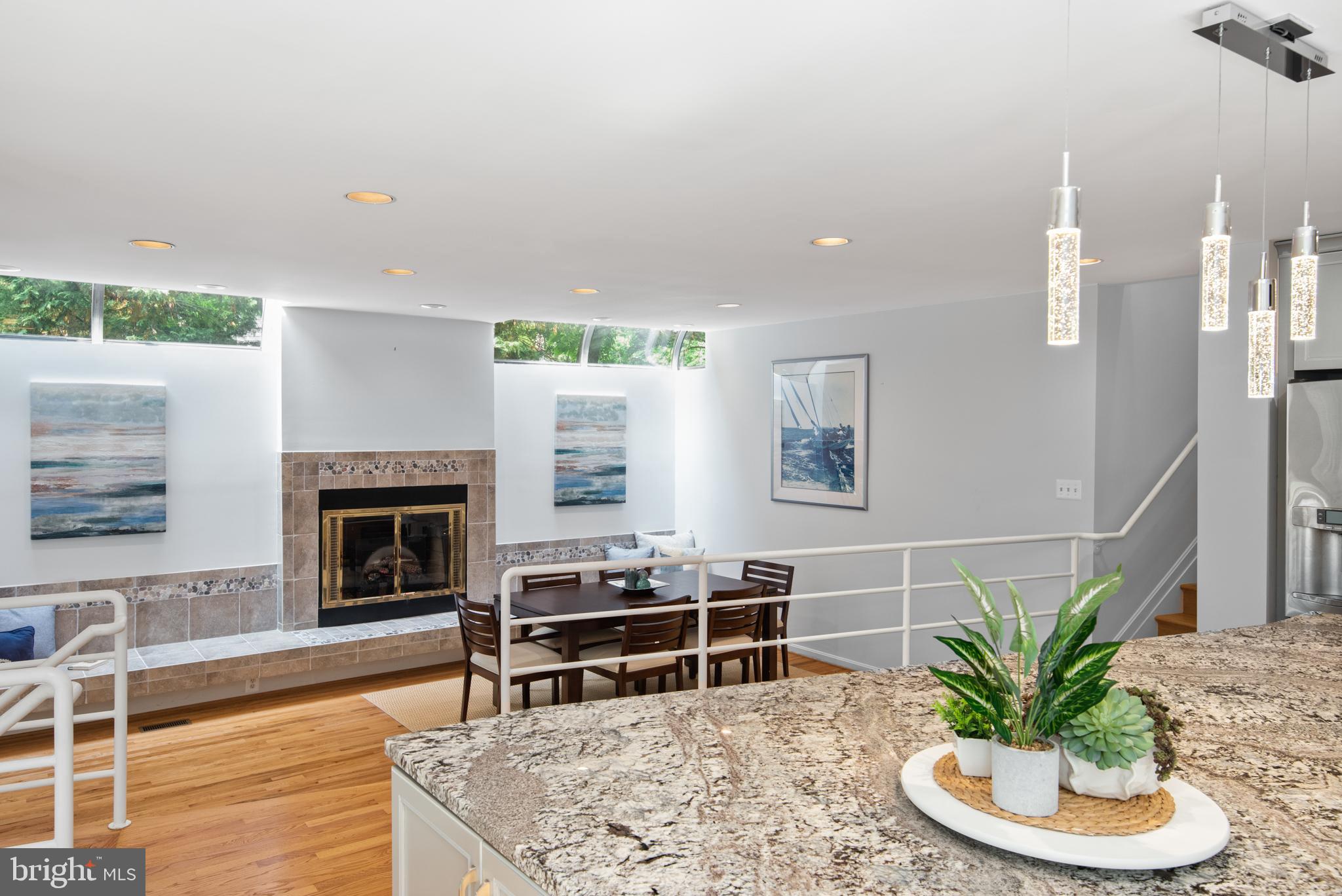 ANNAPOLIS COVE - Residential