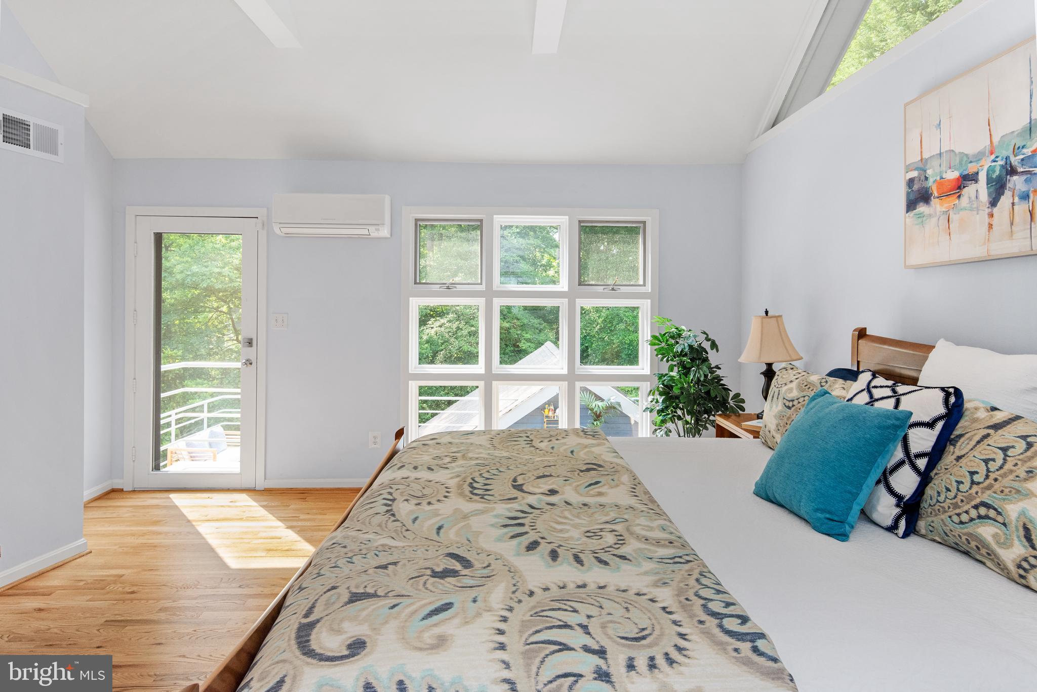 ANNAPOLIS COVE - Residential