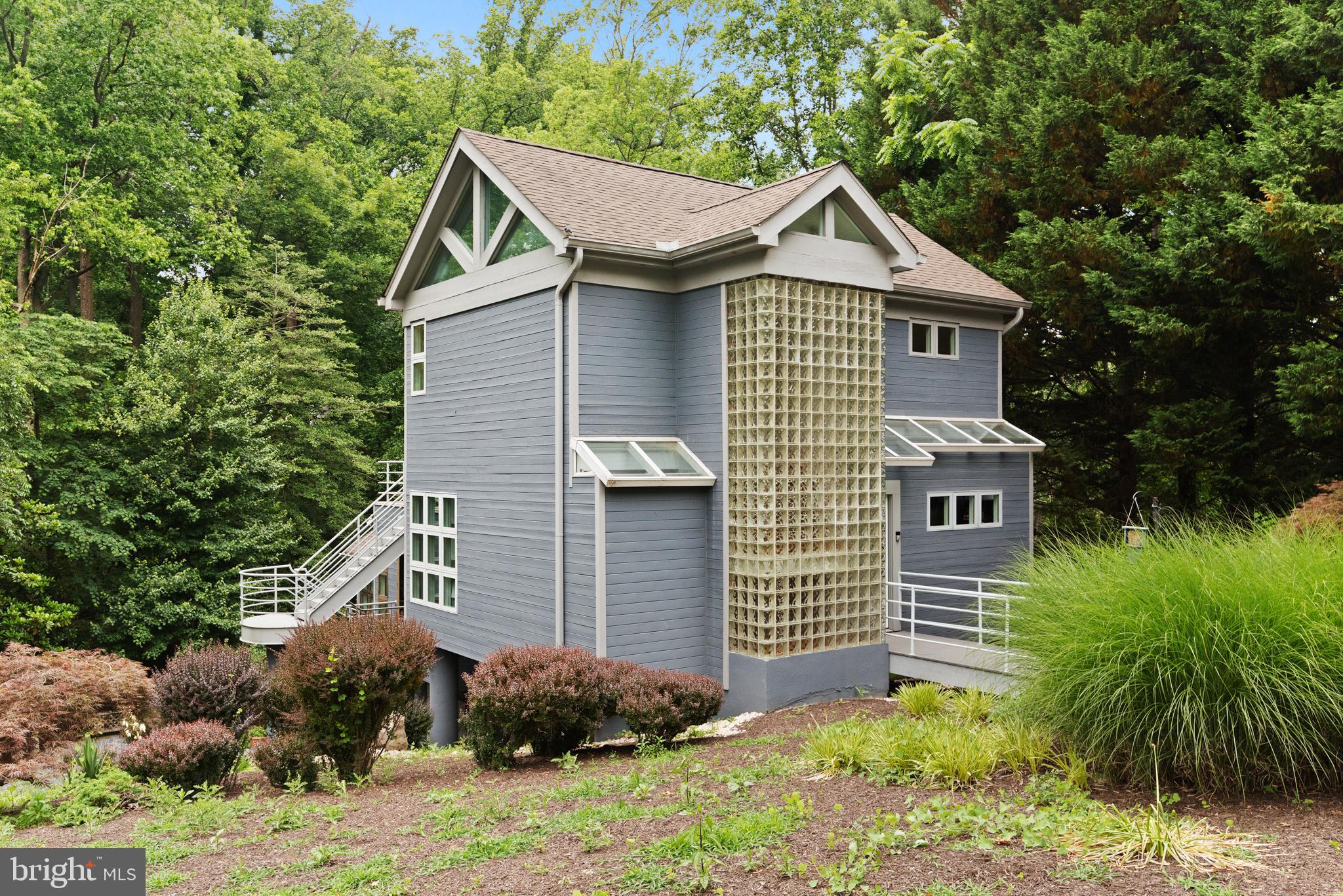 ANNAPOLIS COVE - Residential