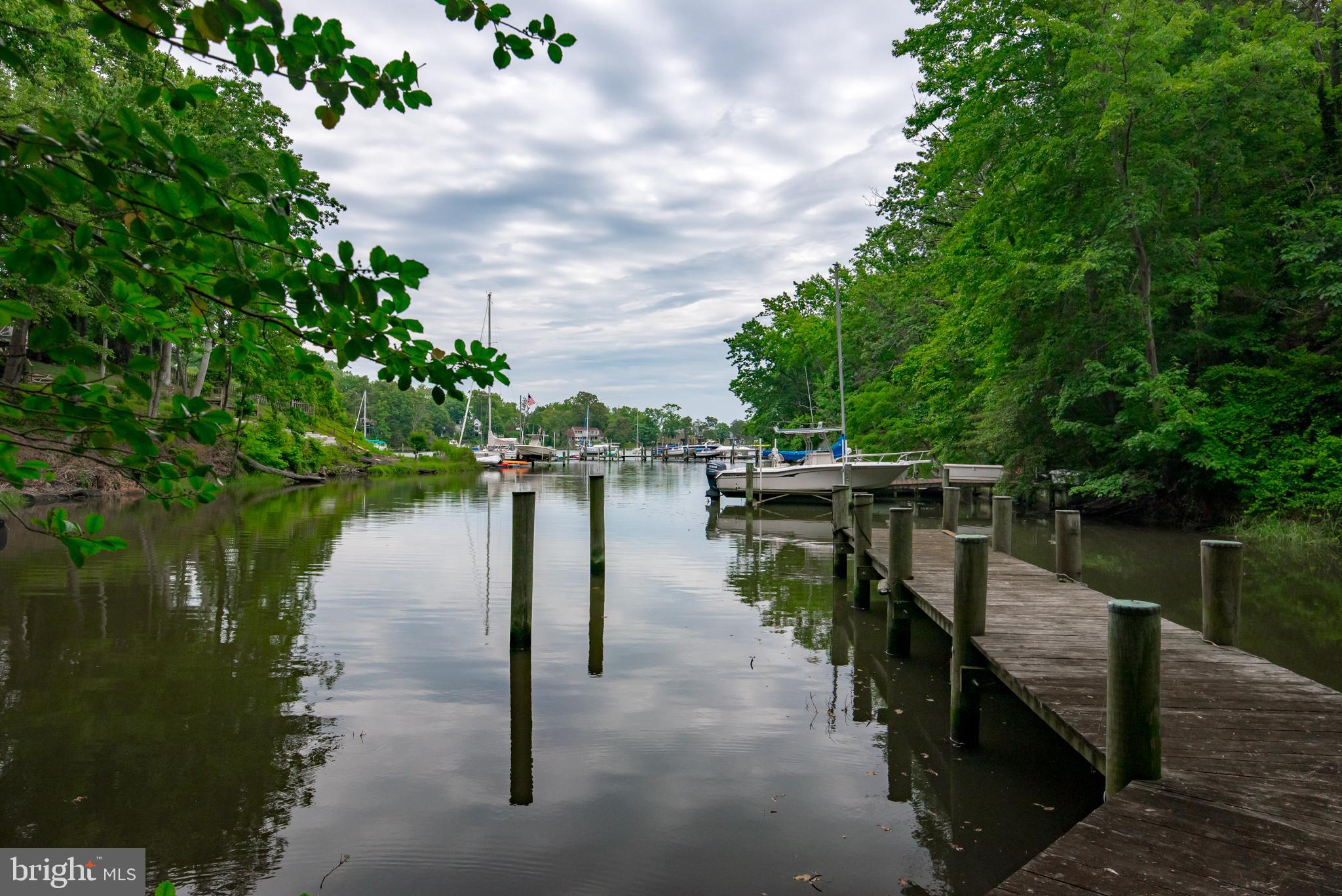 ANNAPOLIS COVE - Residential