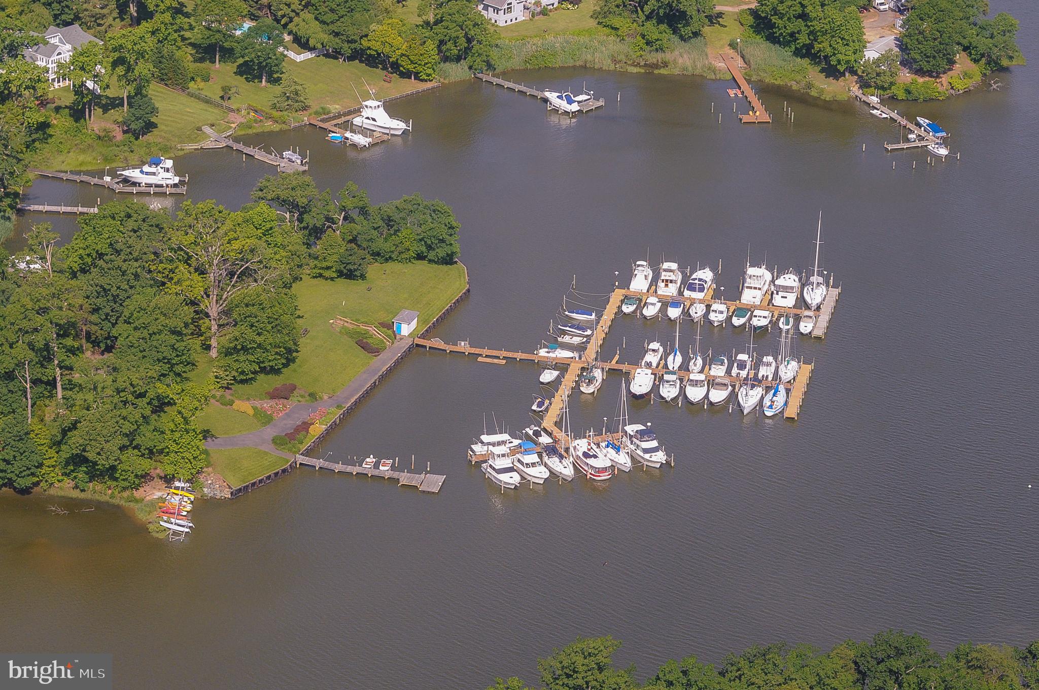 ANNAPOLIS COVE - Residential