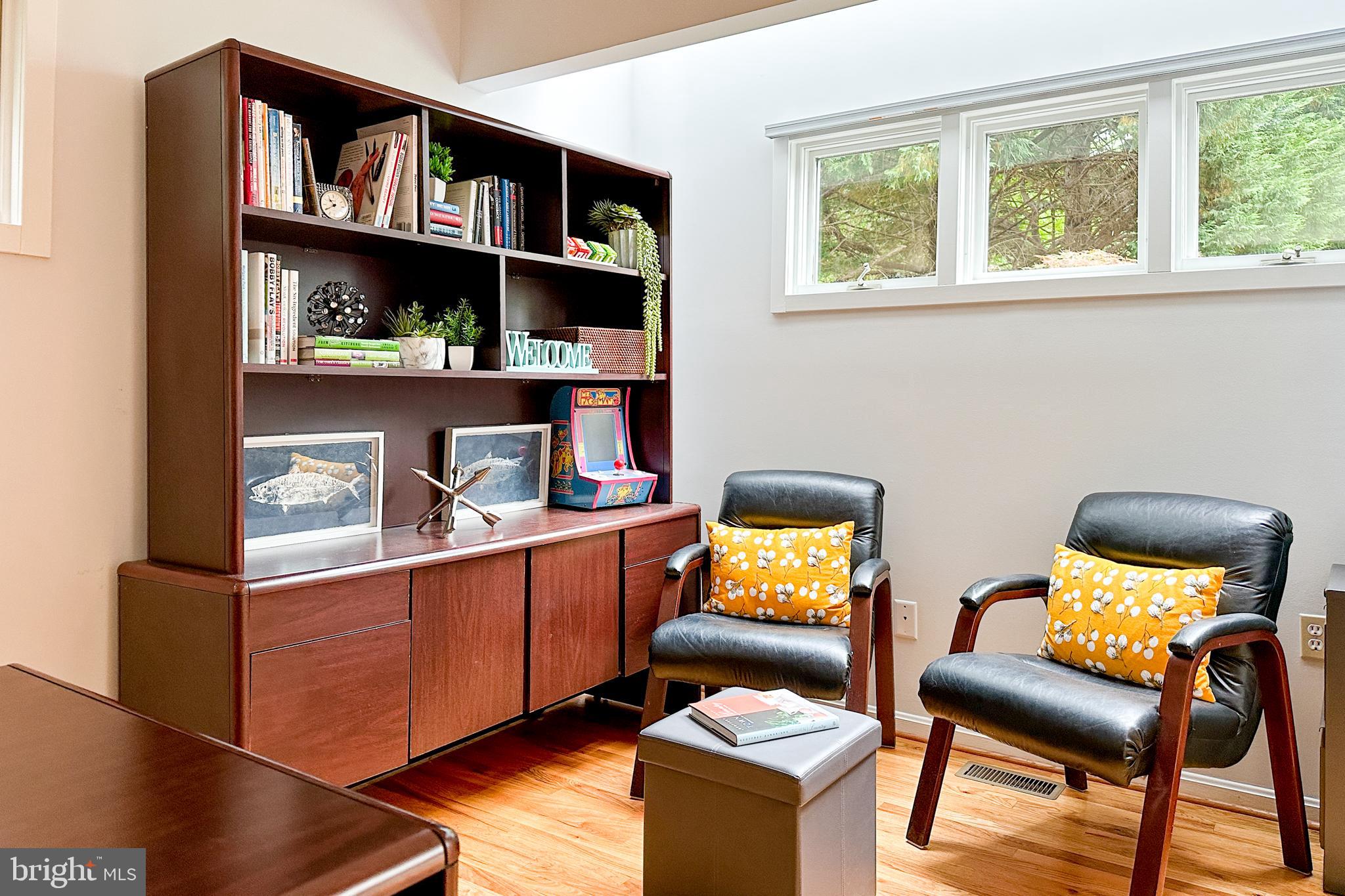 ANNAPOLIS COVE - Residential