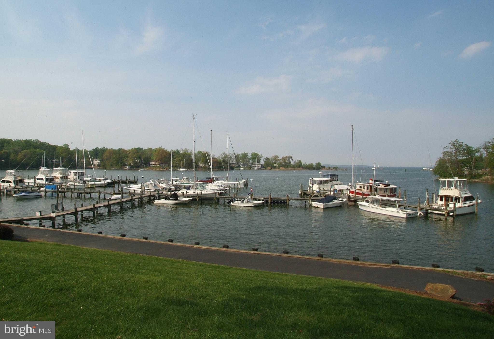 ANNAPOLIS COVE - Residential