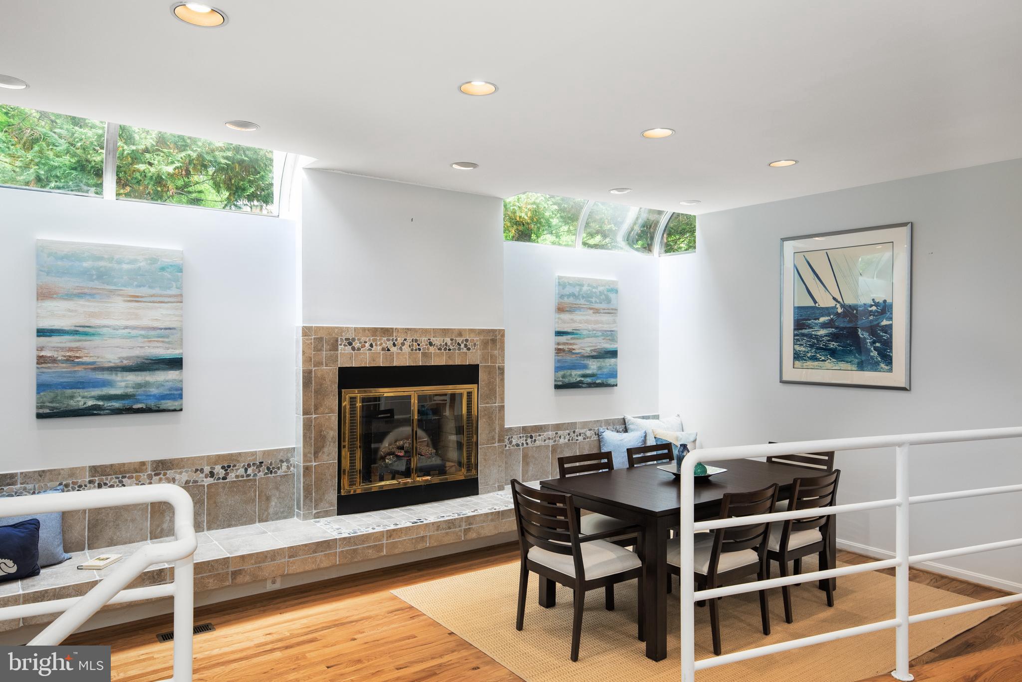 ANNAPOLIS COVE - Residential