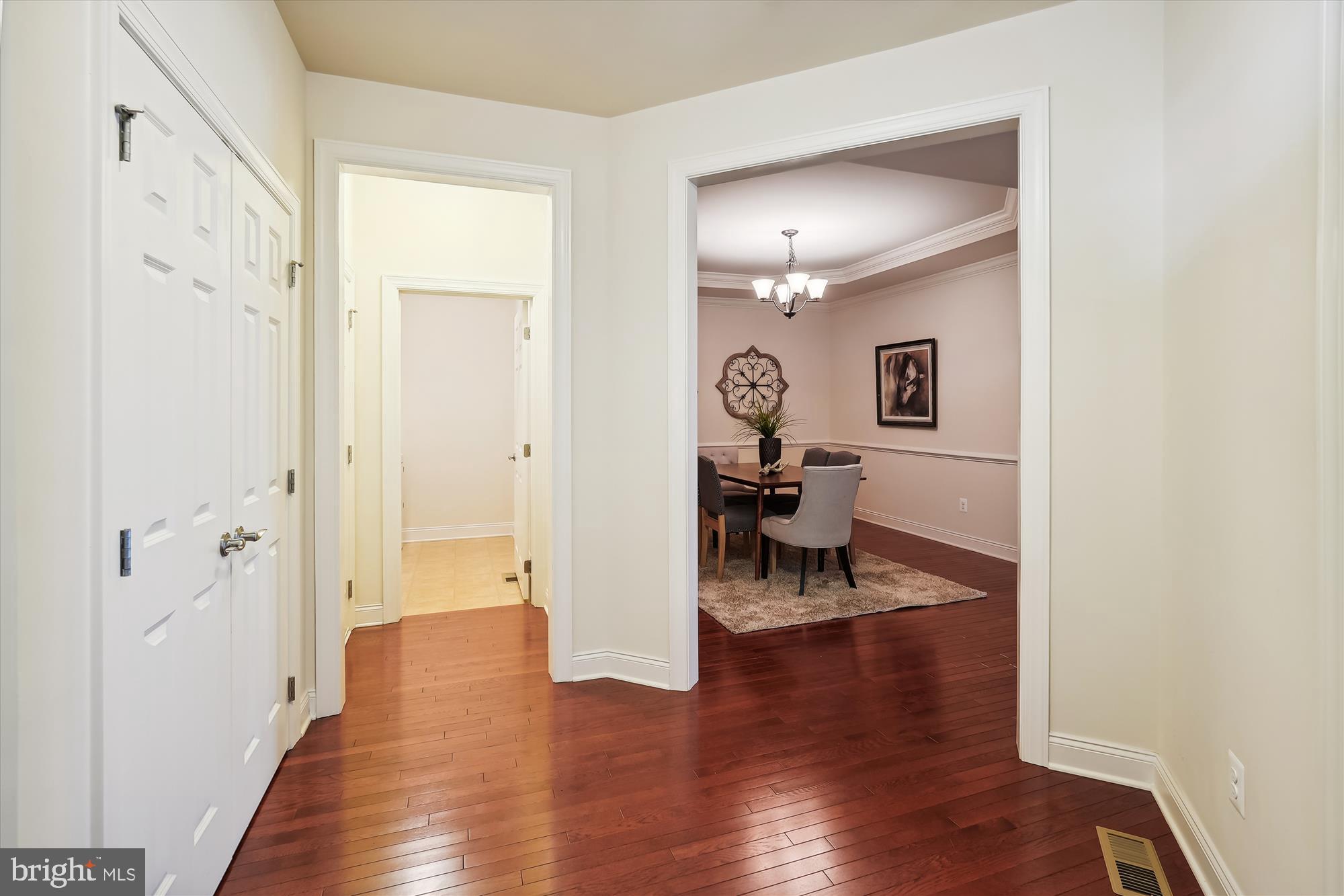 REGENCY AT ASHBURN - Residential