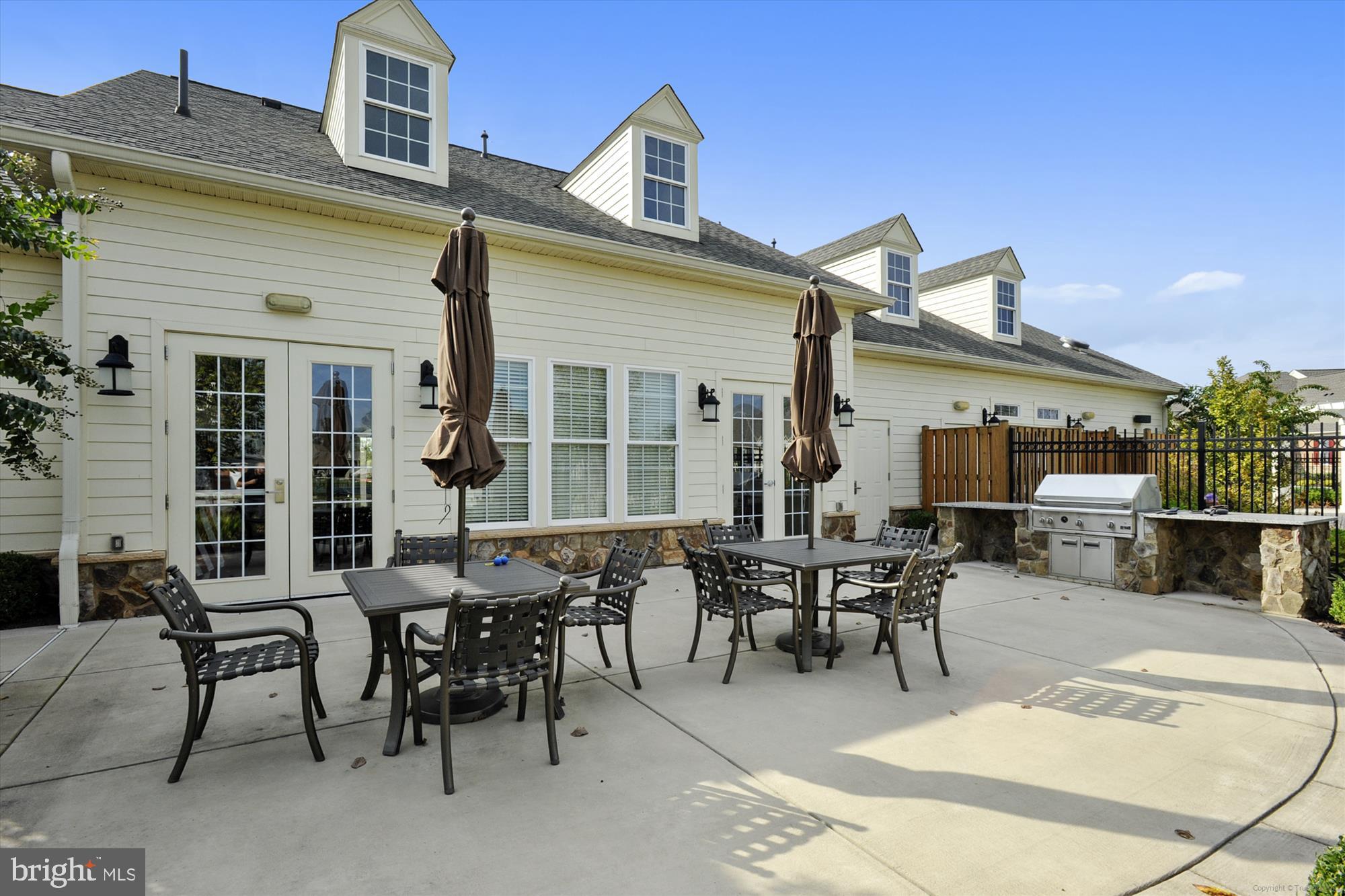 REGENCY AT ASHBURN - Residential