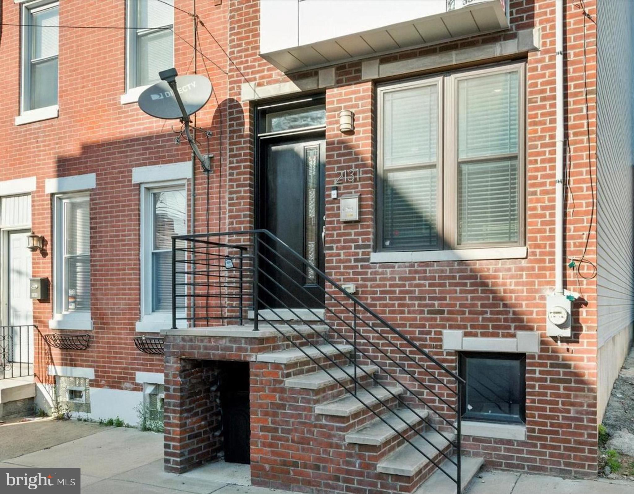 Bold, 8-year-young Fishtown stunner — and guess what? Two years of tax abatement still left!
This place brings the heat (and keeps it cool) with a brand-new HVAC system, three bedrooms, three full baths, a brand-new Duratec roof deck, and a good-sized backyard for those impromptu hangouts. Inside, it’s all about the details: gleaming hardwood floors, a fully finished lower level with its own full bath, and a killer third-floor primary suite with dual closets and a luxury oversized shower you’ll never want to leave.
Throw a rooftop party in style thanks to the slick wet bar on the third floor and a built-in sound system ready to set the vibe.
The kitchen’s a show-off too — think modern shaker cabinets, soft-close drawers, granite countertops, and stainless steel appliances that are just as ready for your late-night takeout as your next dinner party.
This is Fishtown living — no apologies, no compromises.