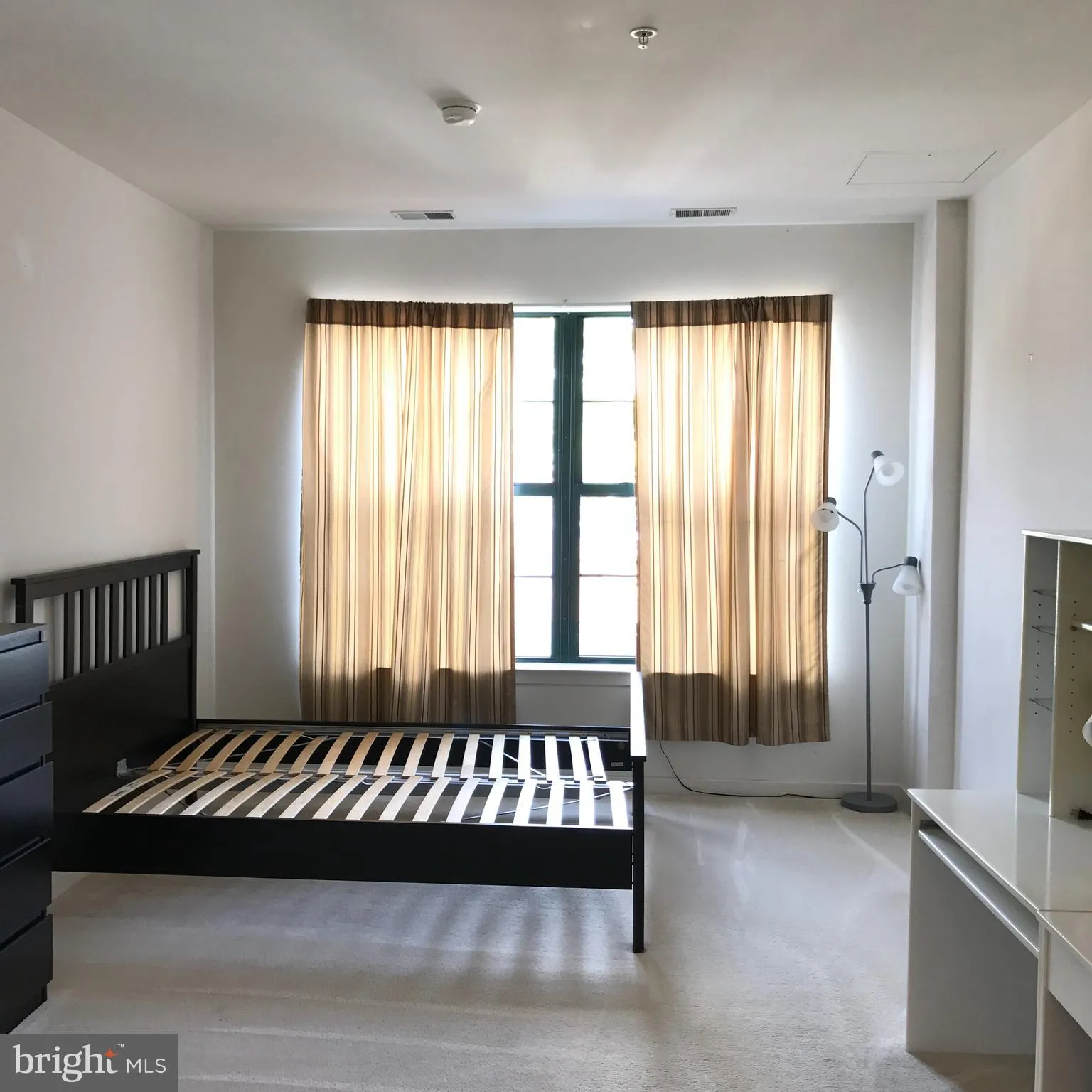 Baltimore, Maryland 21218, United States, 2 Bedrooms Bedrooms, ,2 BathroomsBathrooms,Residential,Pending,19578