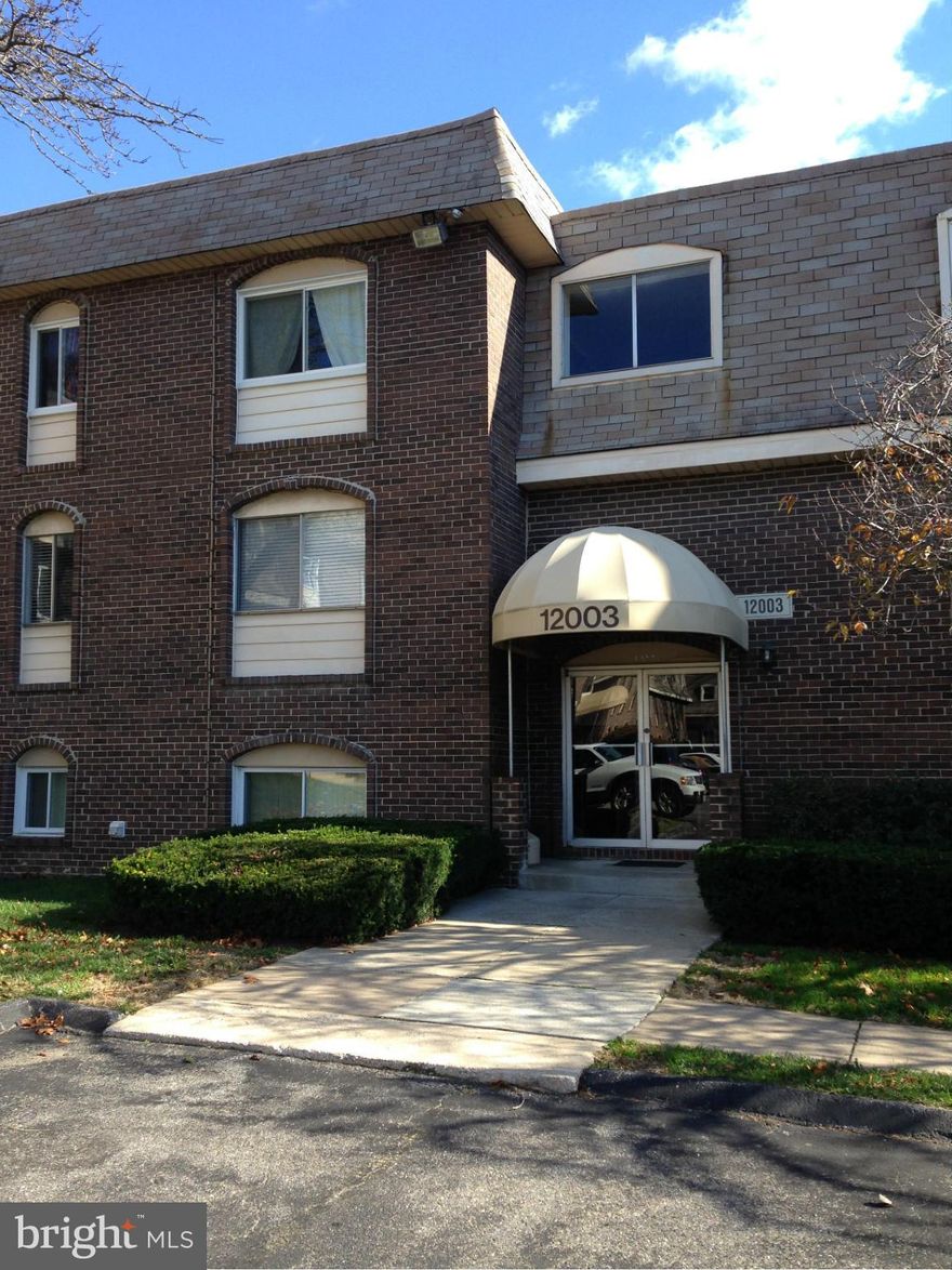 One Bedroom Condo on Second Floor.  Spacious living room, separate dining area, large bedroom with ample closet space.  Owner in process of updating the bathtub, cleaning the carpets, painting, and other minor improvements - all of which will be completed prior to tenant occupancy.