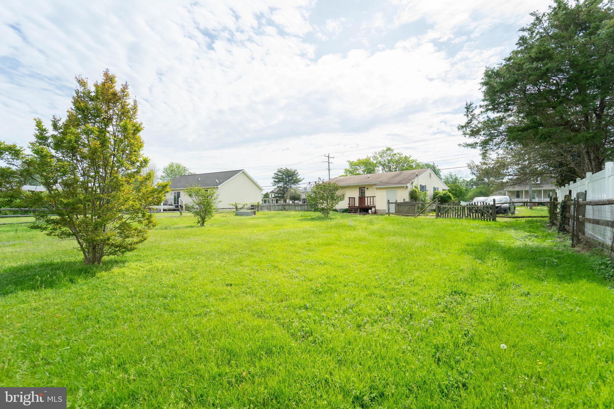 STEVENSVILLE - Residential