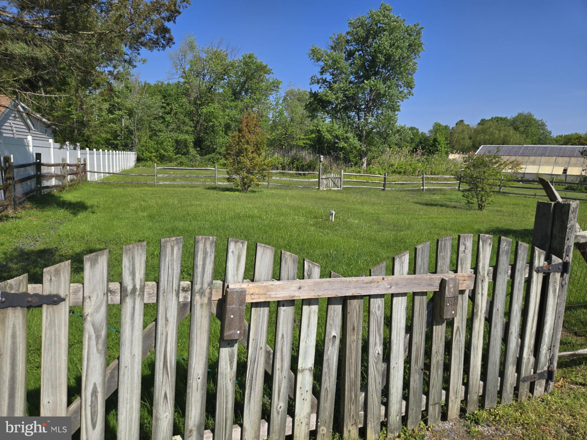 STEVENSVILLE - Residential