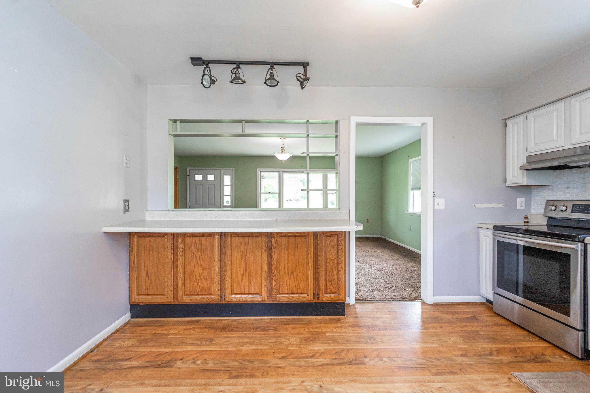 STEVENSVILLE - Residential