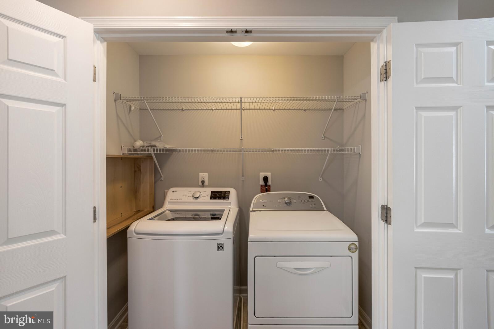 HASTINGS MARKETPLACE - Residential Lease